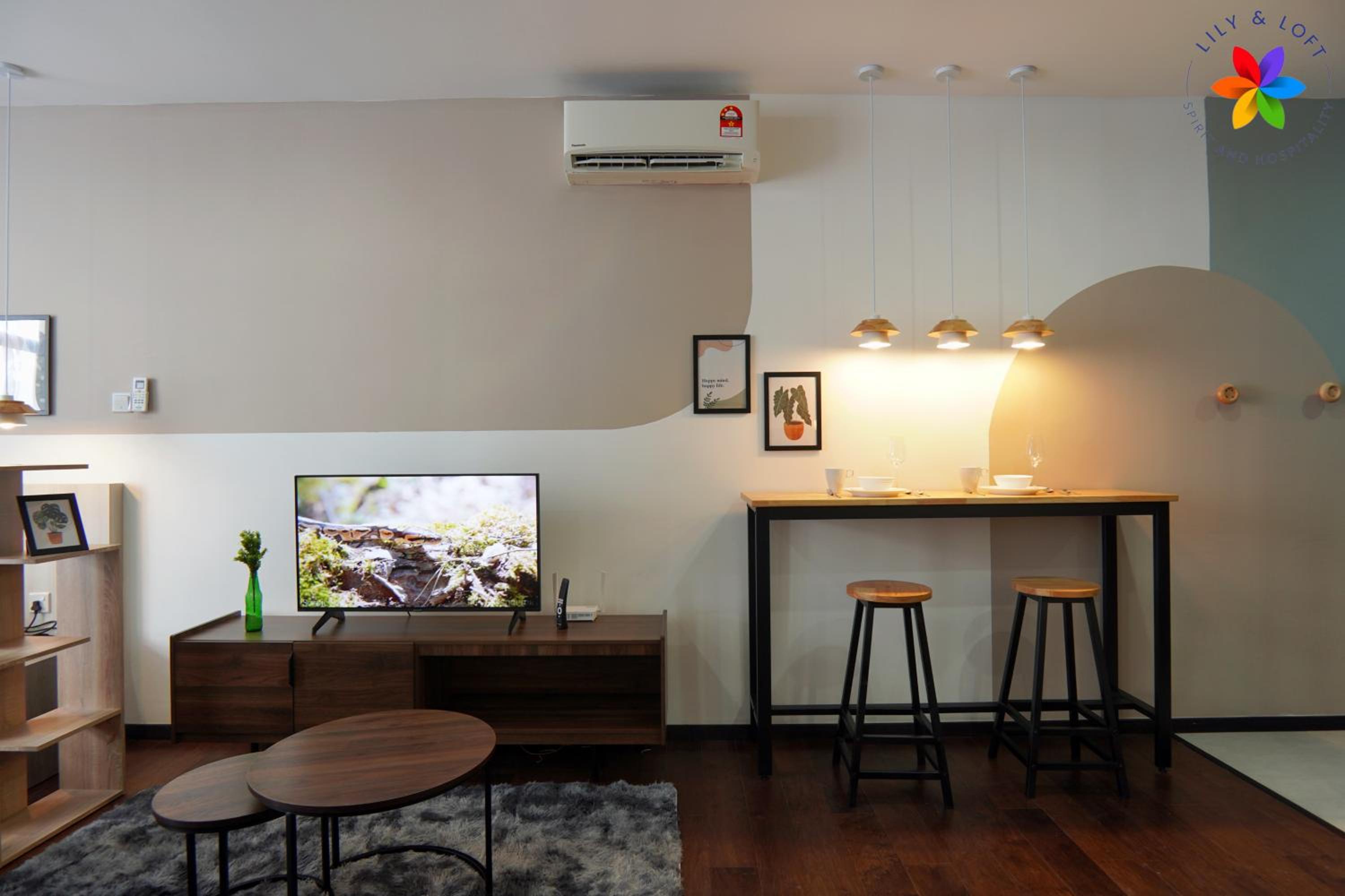 Lily and Loft - Queensville @ Kuala Lumpur - Netflix