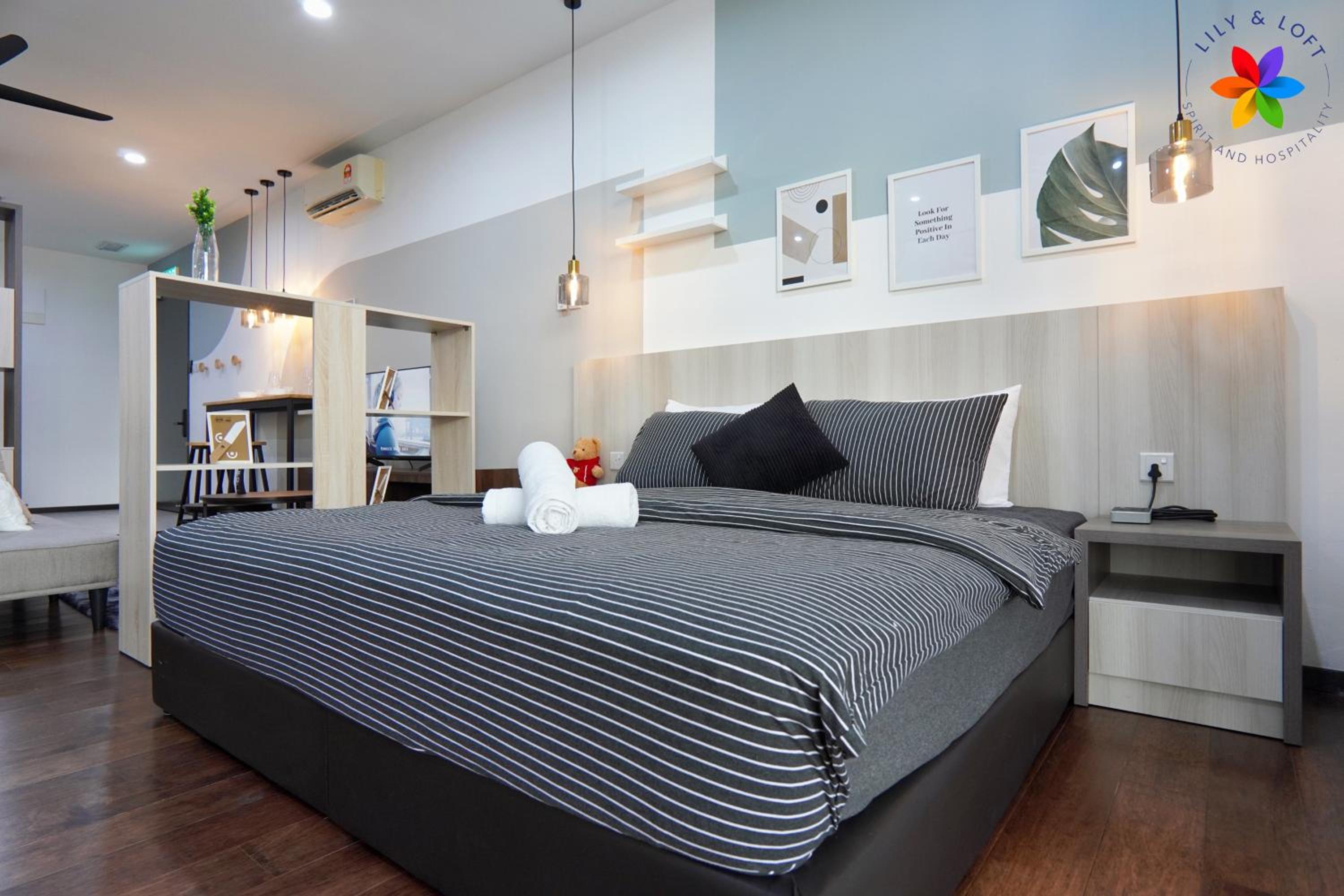 Lily and Loft - Queensville @ Kuala Lumpur - Netflix