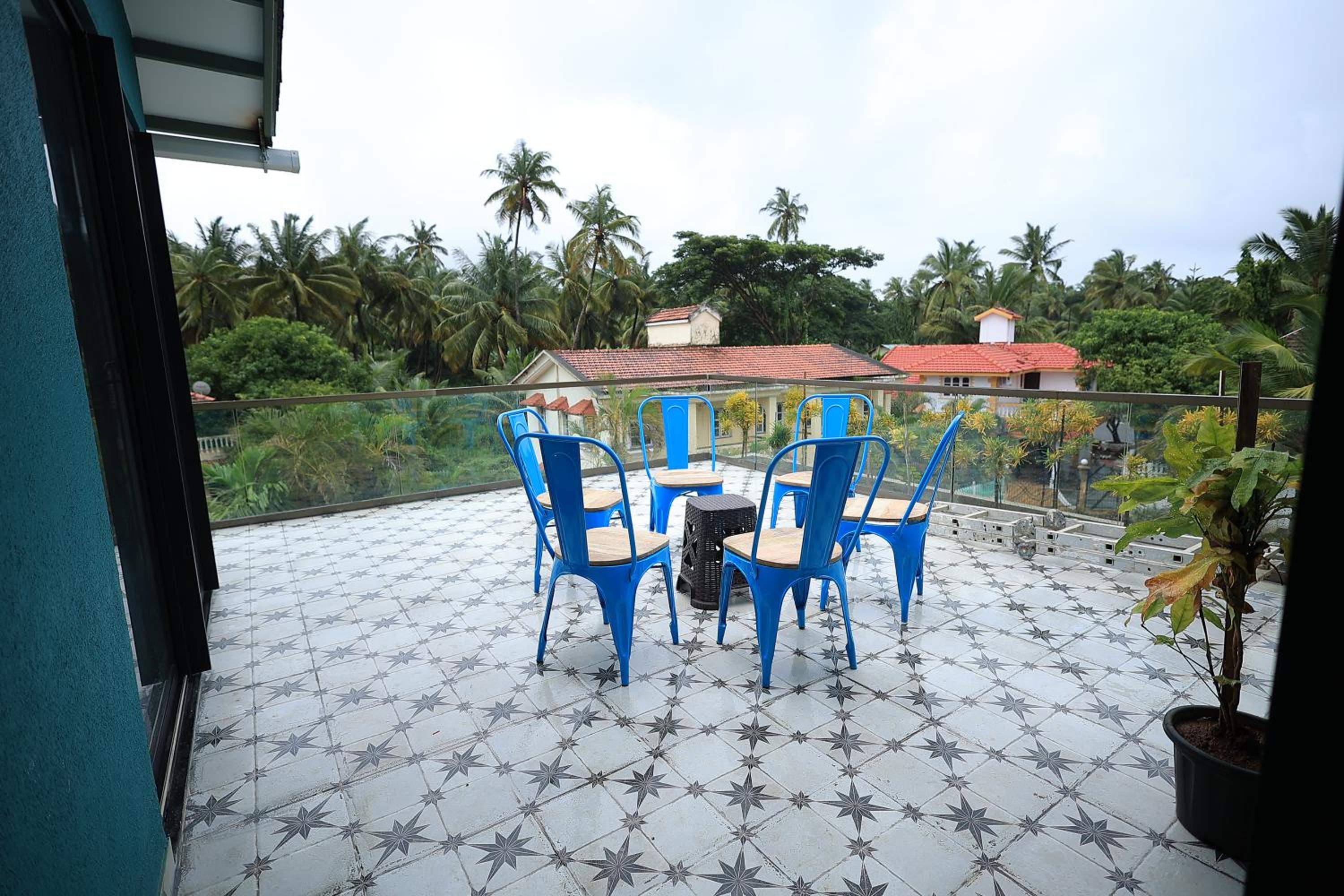Villa Reverie - Ultra Modern Villa 200 metres to Prestine Beach view 2