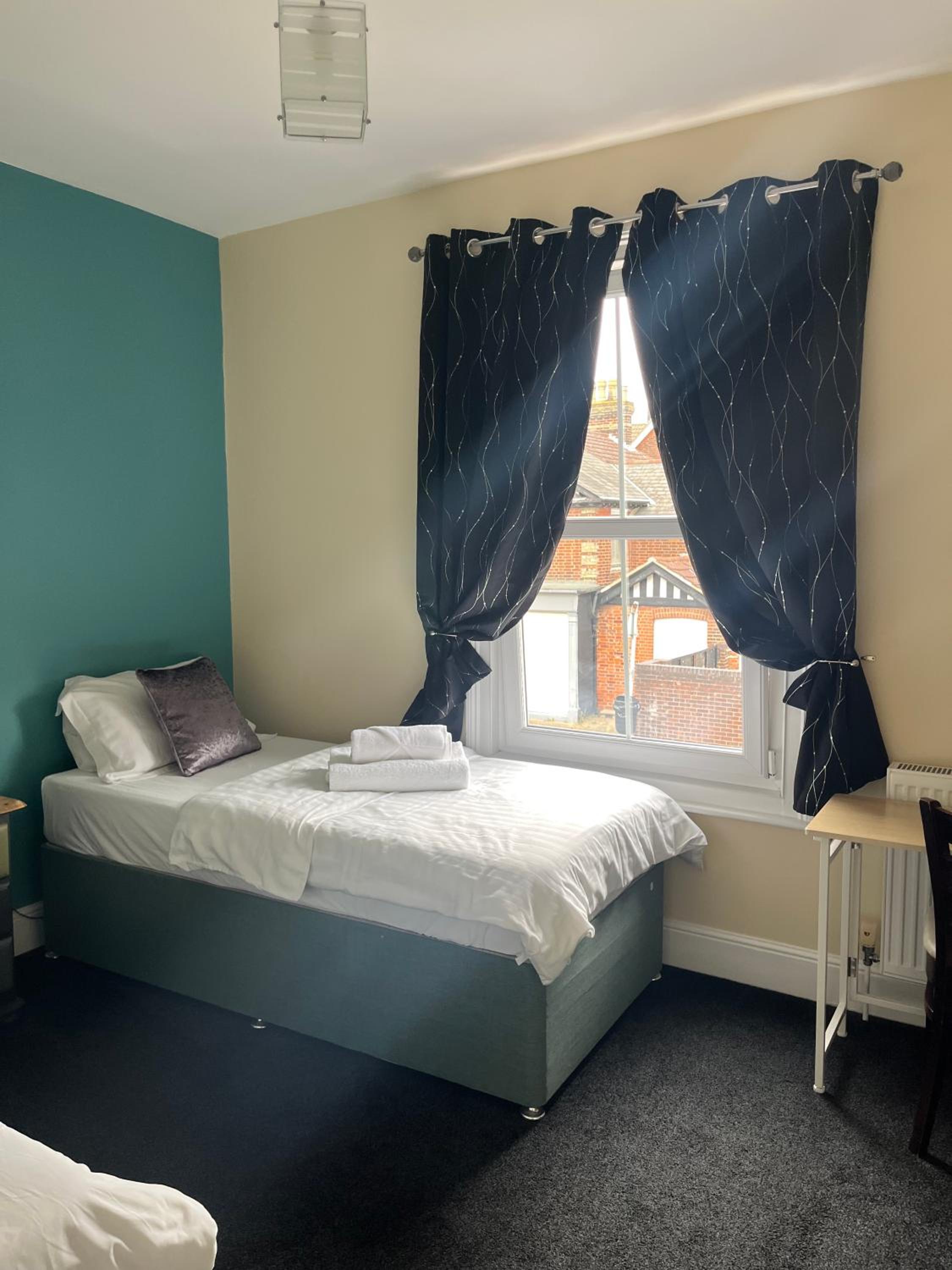 Ipswich Vacations - The Harp Freehouse and Guesthouse - Property Image 56