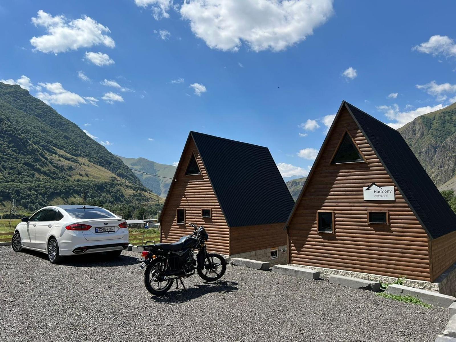 Kazbegi Harmony Cottages