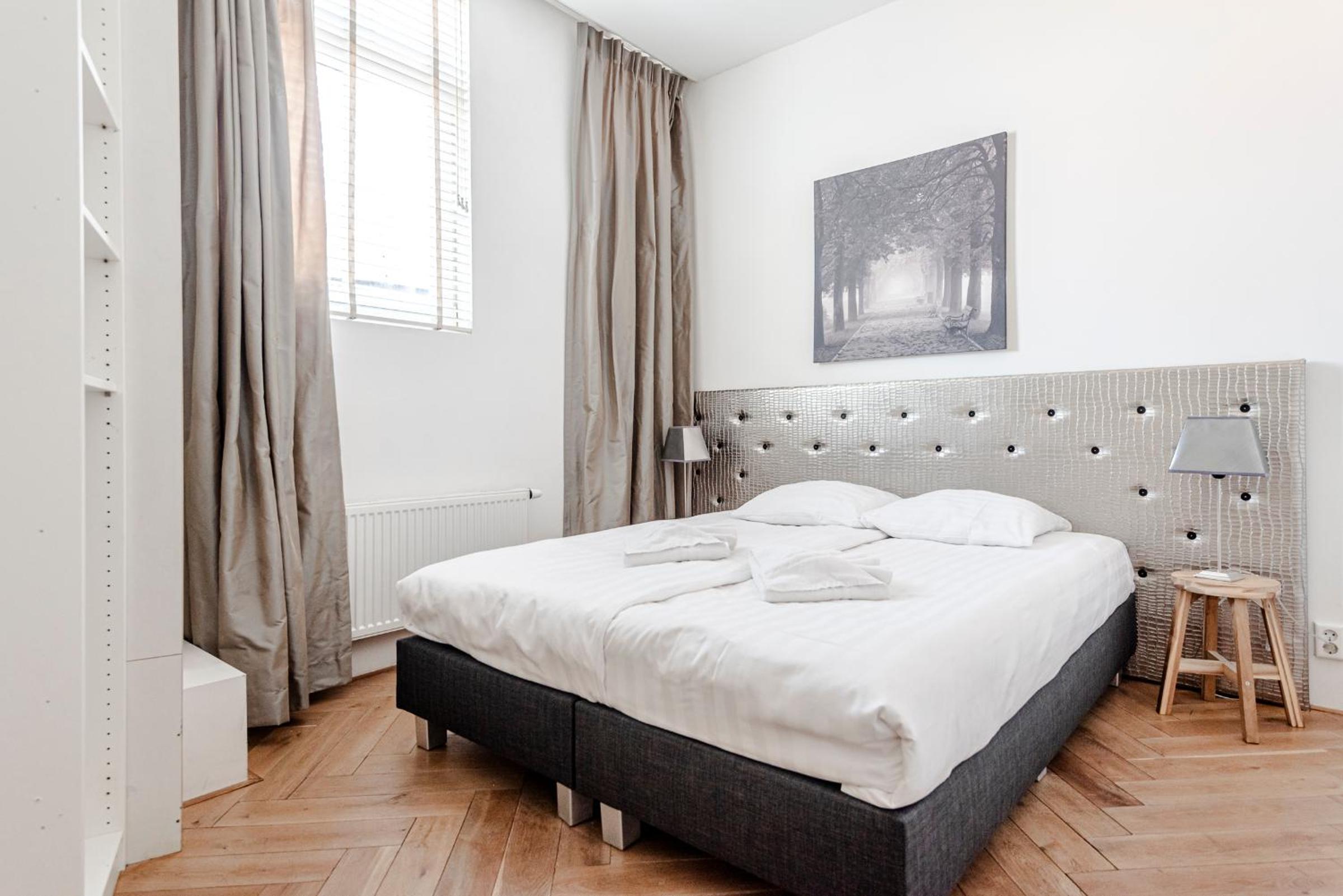 Studio Estelle's with Private Parking view 5