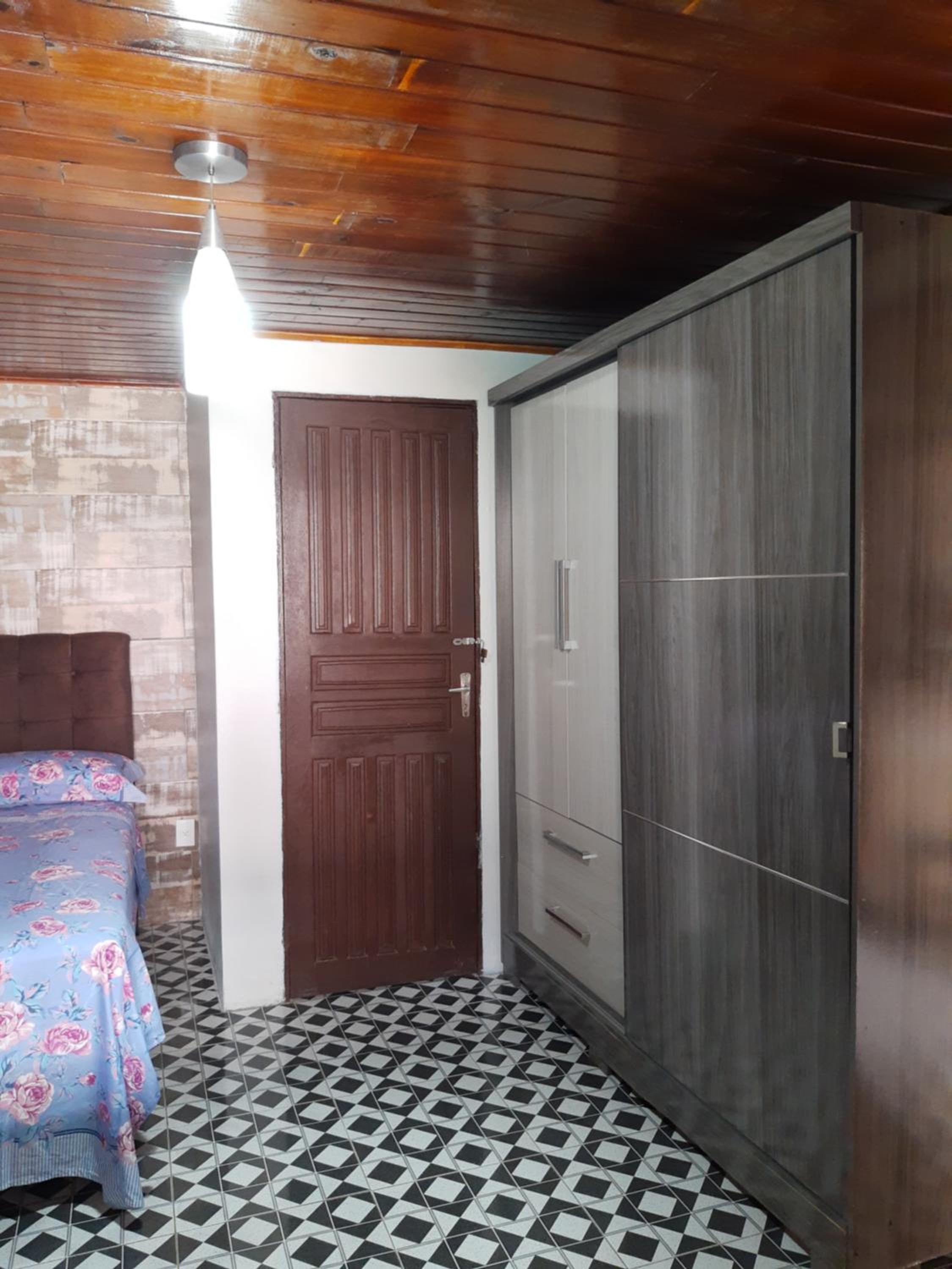 Apartamento com pátio e anexo exclusivo