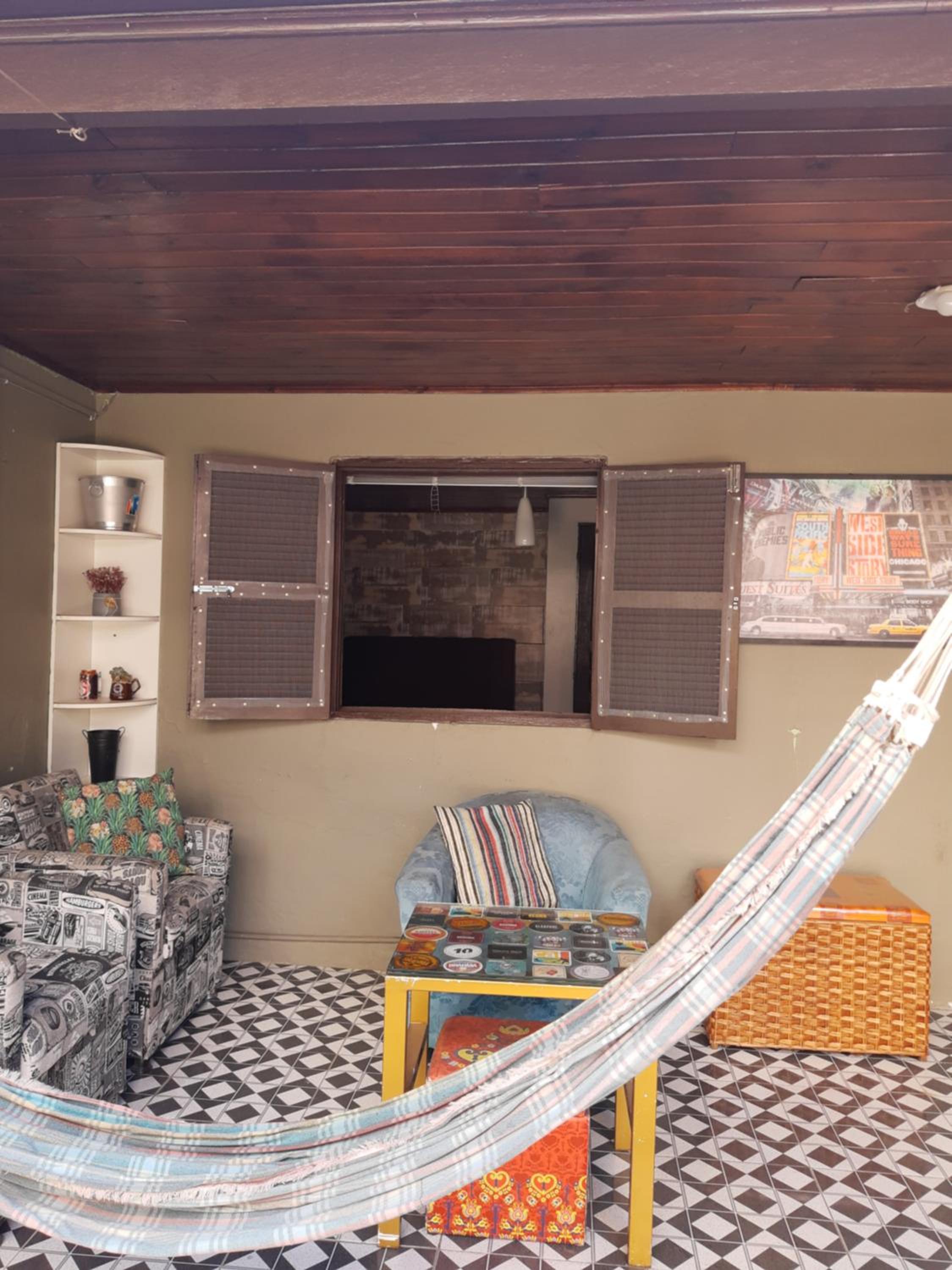 Apartamento com pátio e anexo exclusivo
