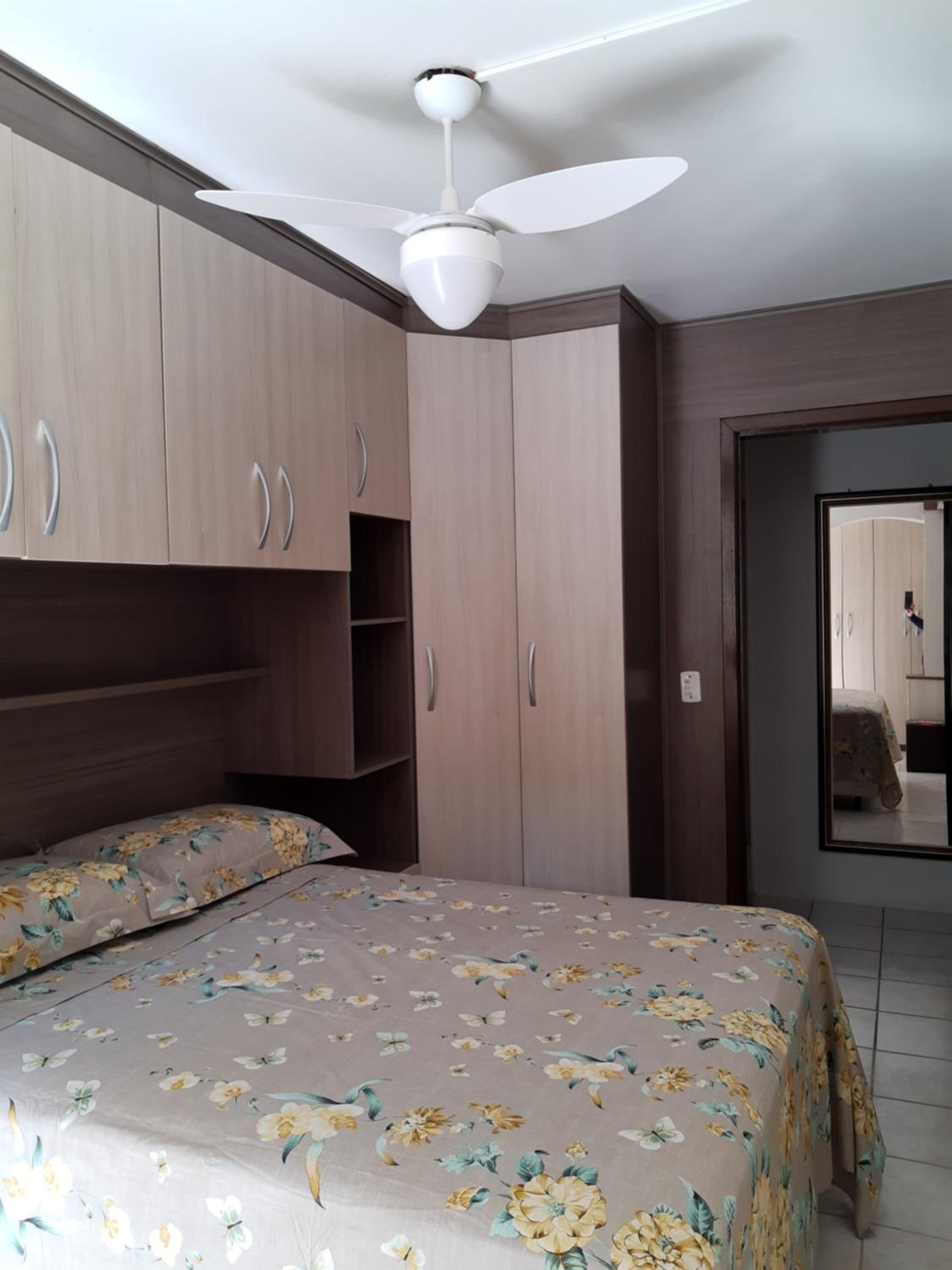 Apartamento com pátio e anexo exclusivo