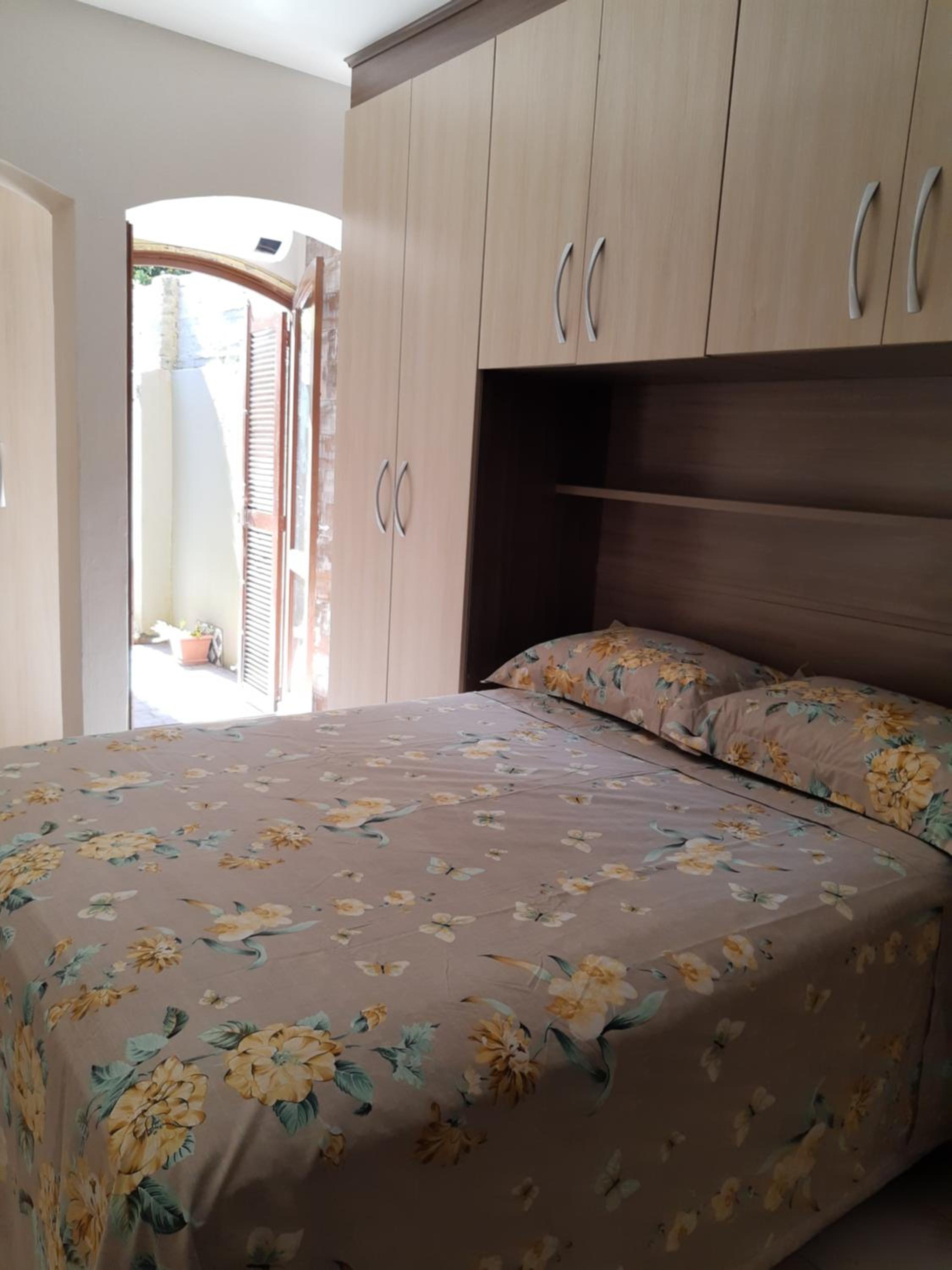 Apartamento com pátio e anexo exclusivo