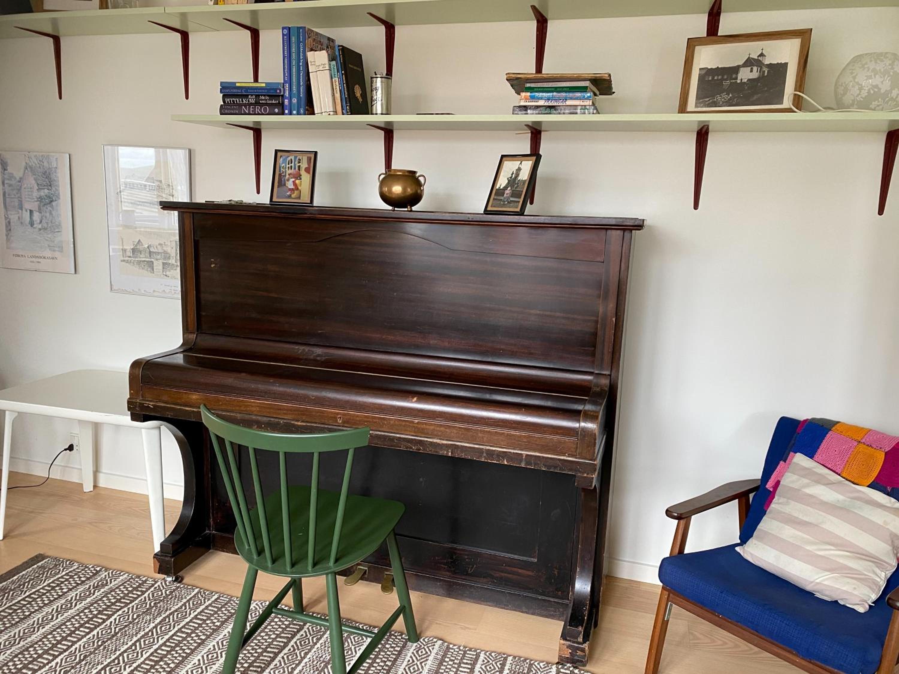 1 Bedroom Home - Private Balcony - Parking On Site view 4