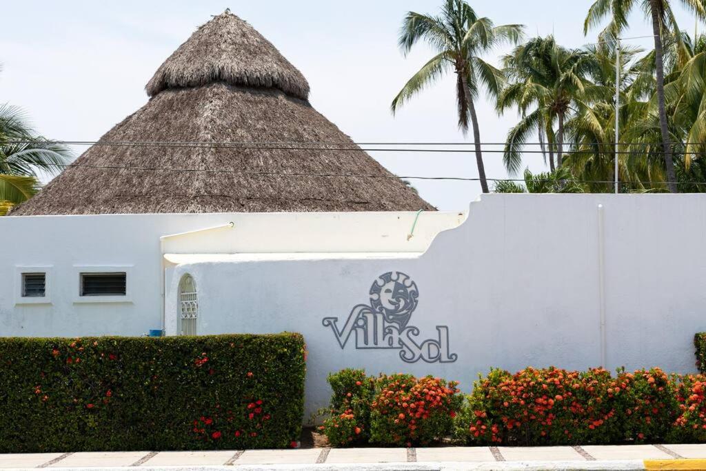 Hotel Departamento en Club Santiago Manzanillo - Image 1