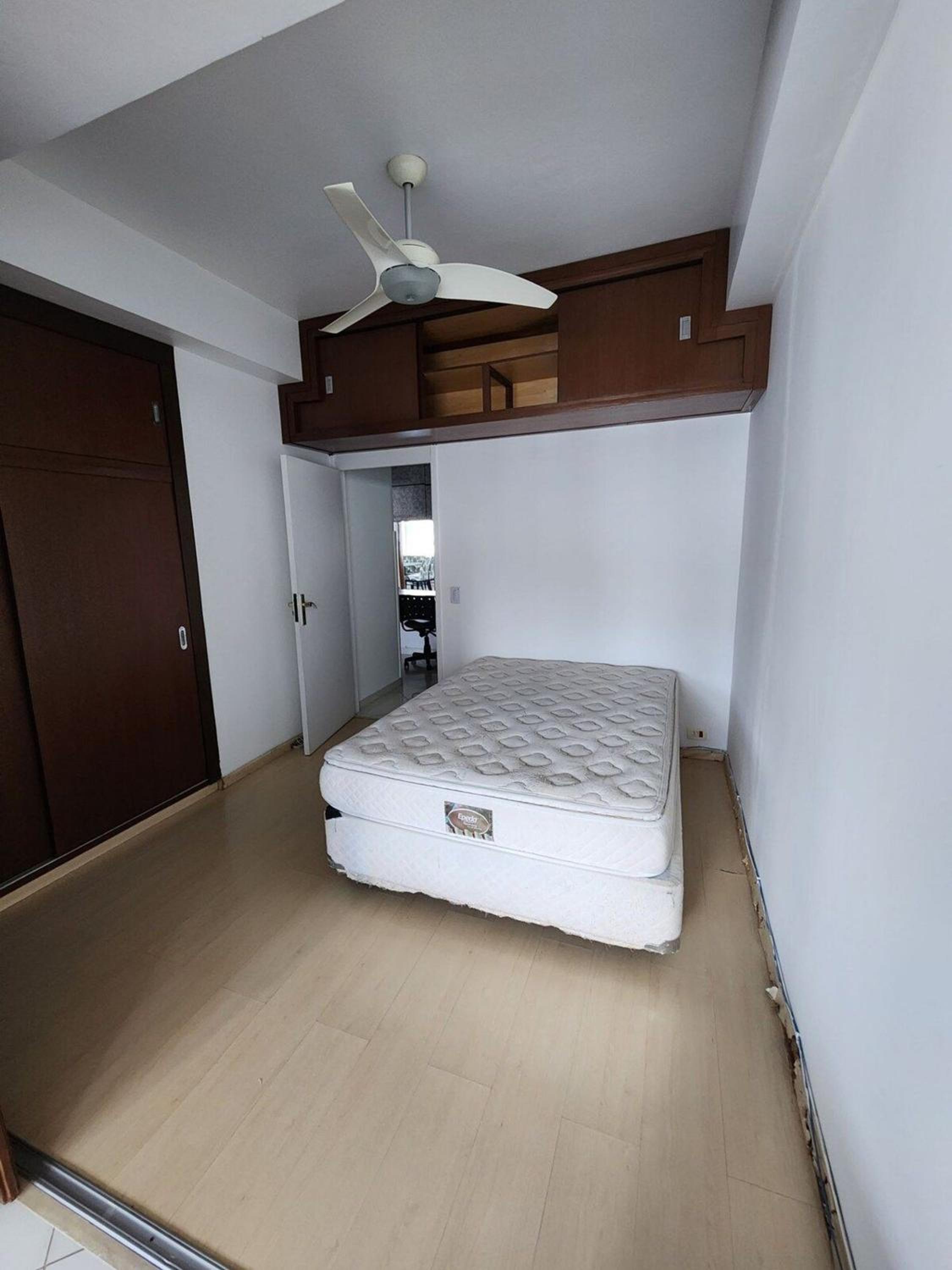 Apê Pé na Areia 3quartos/2vagas
