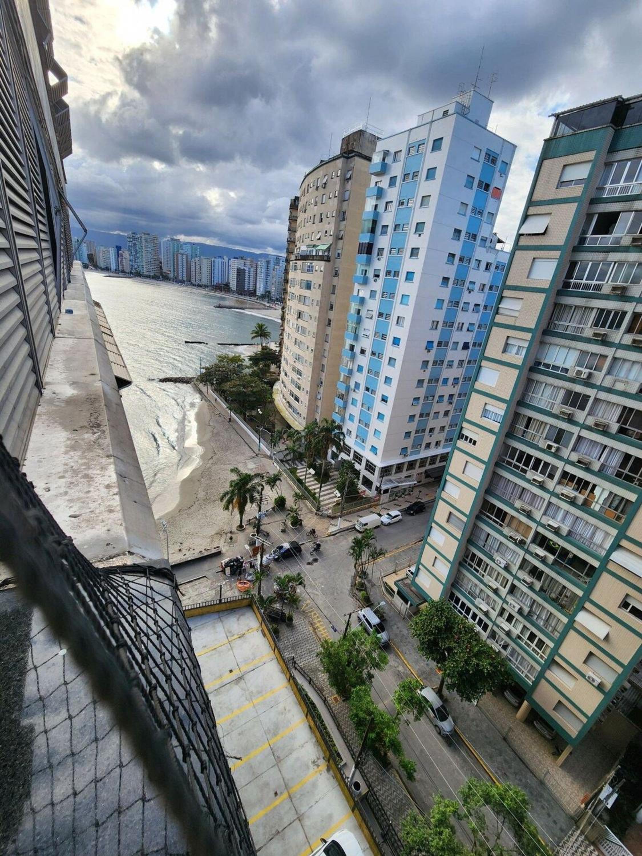Apê Pé na Areia 3quartos/2vagas