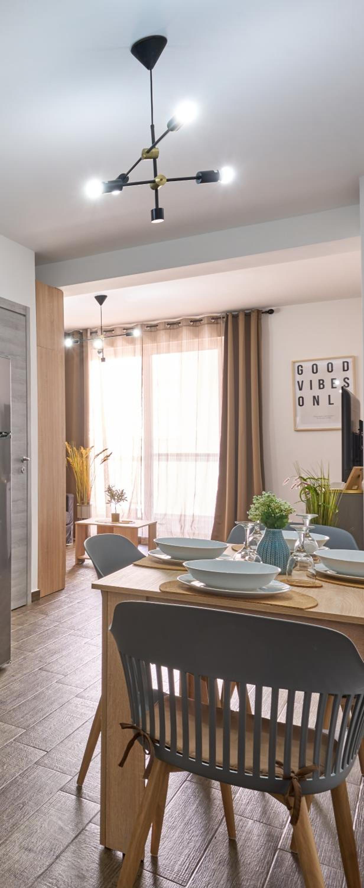 Private Apartment minutes to Sliema Malta, 2 AC's, Netflix photo 2