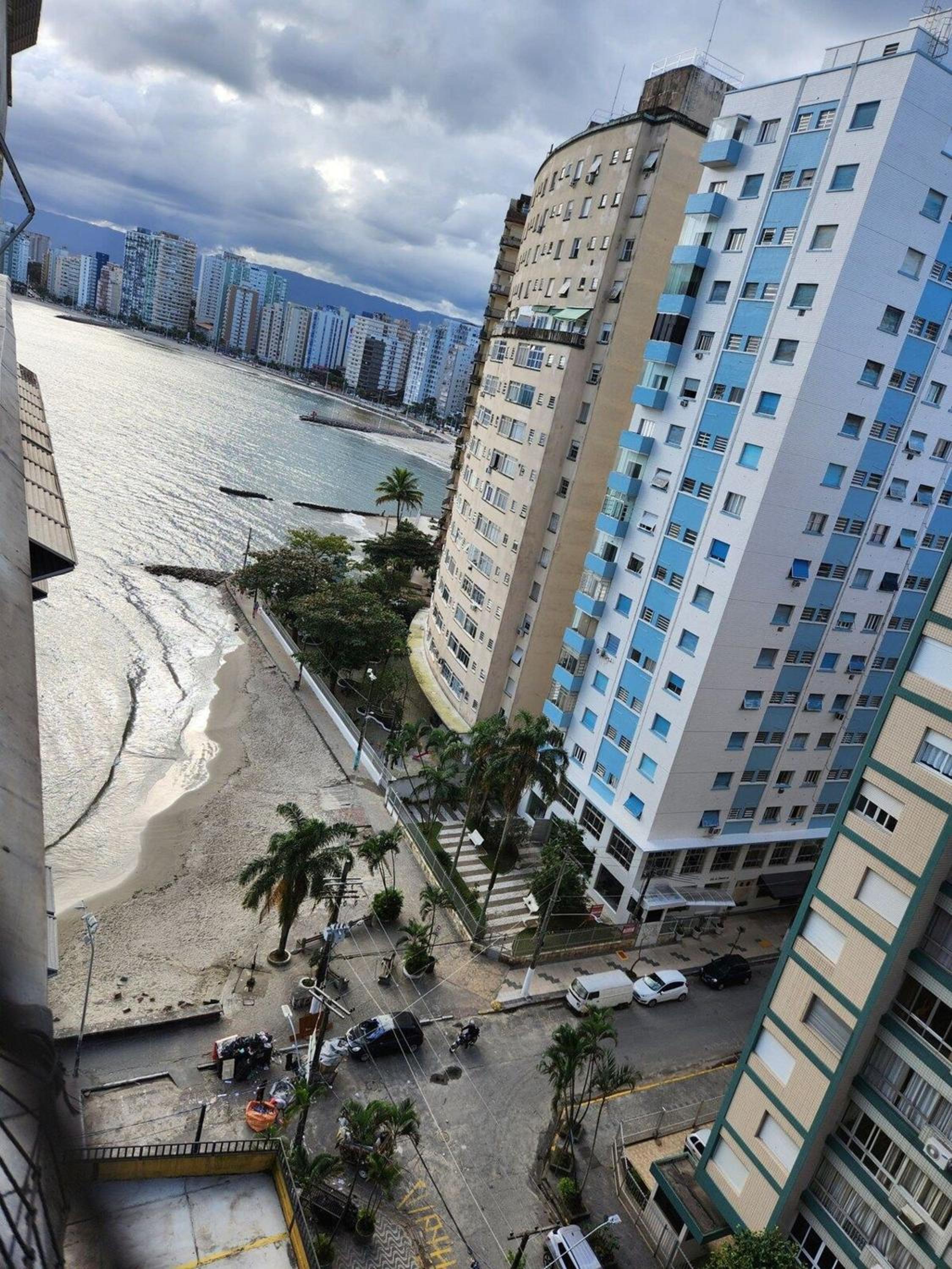 Apê Pé na Areia 3quartos/2vagas