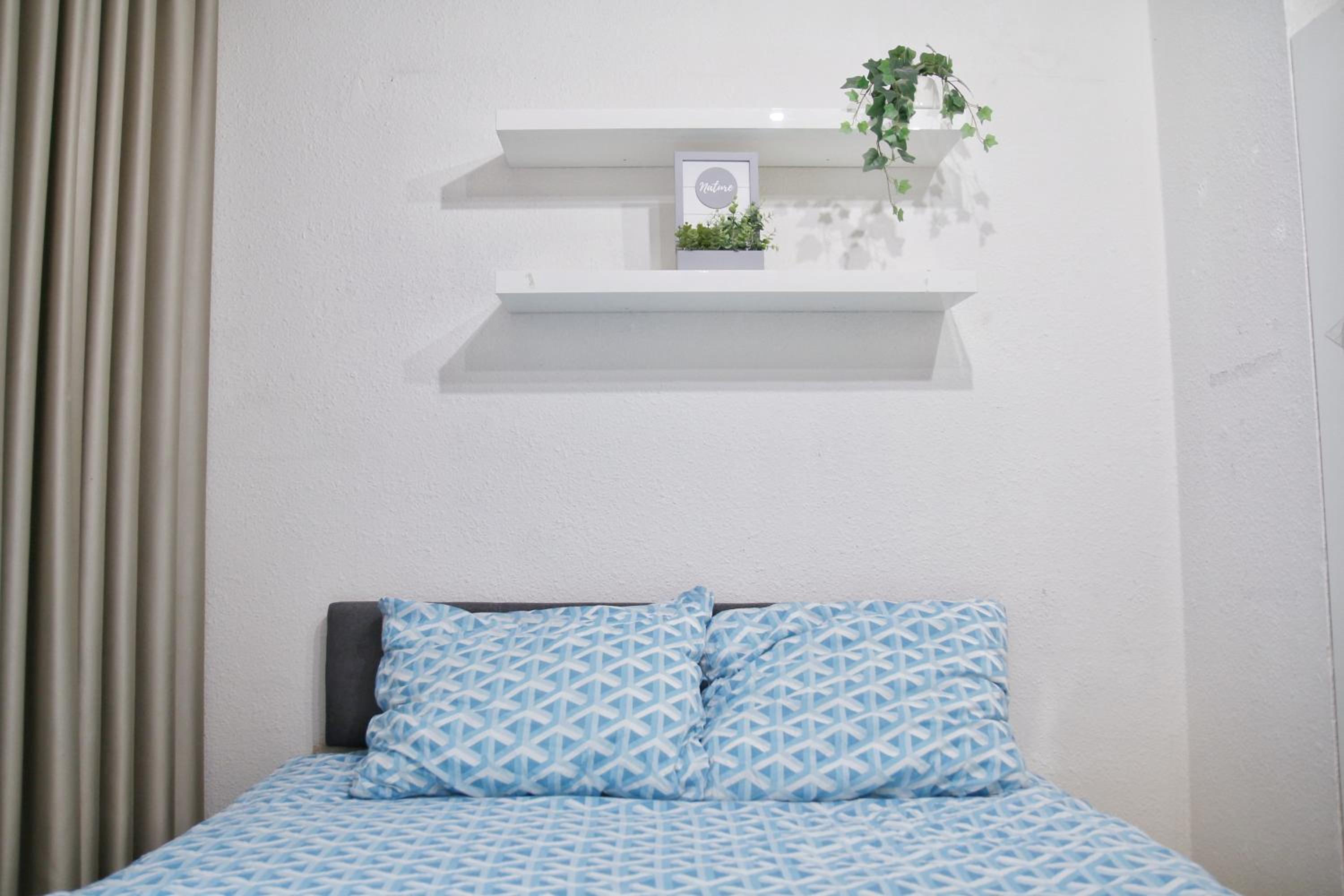 Heart of Old Town Apartment by National Theater