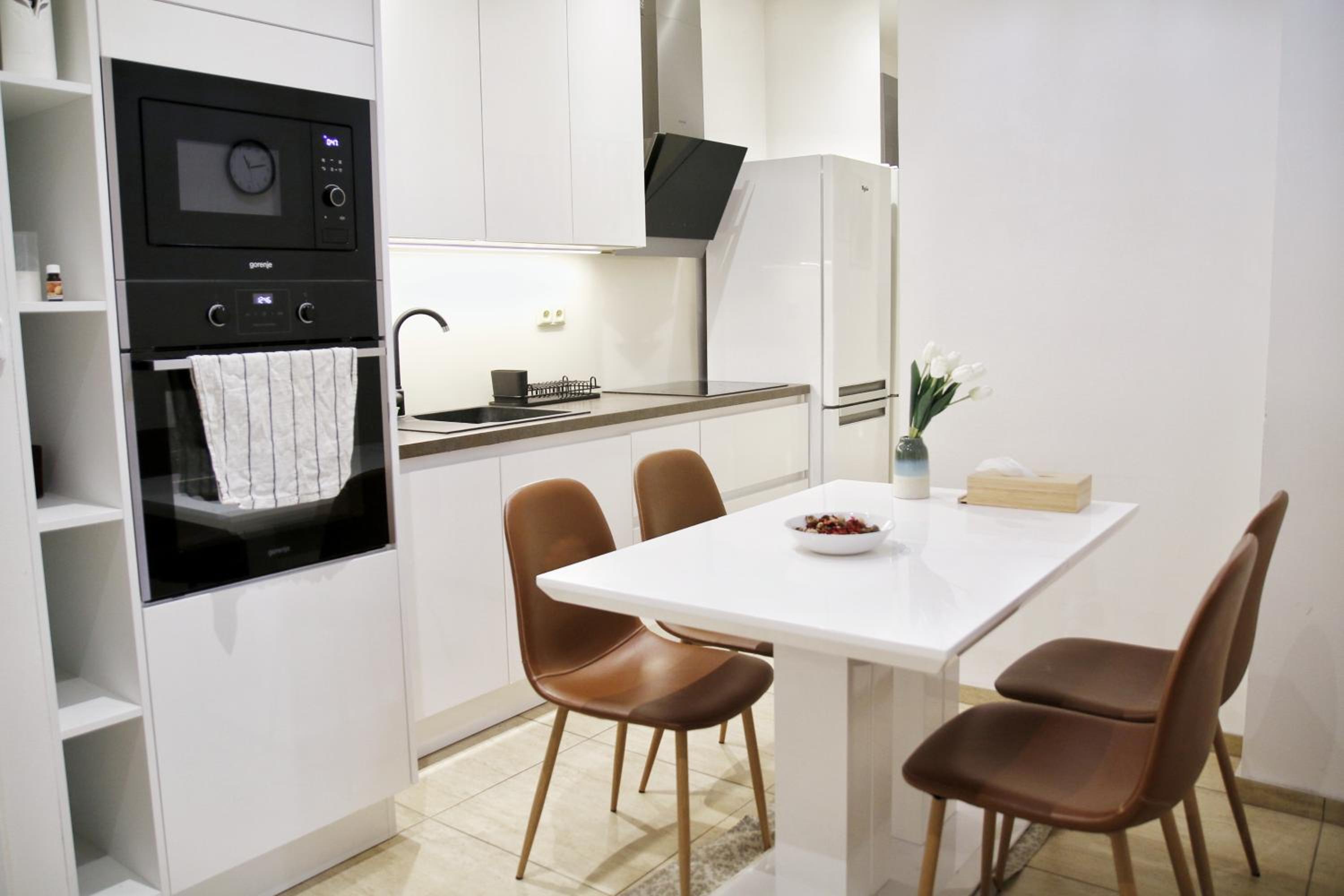 Heart of Old Town Apartment by National Theater