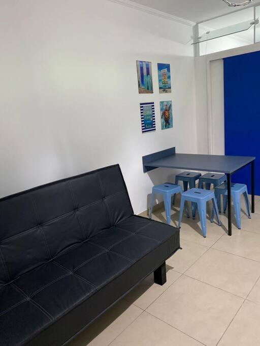 Apto 2 quartos - VISTA MAR - PÉ NA AREIA- PETFRIENDLY PREMIUM na prainha
