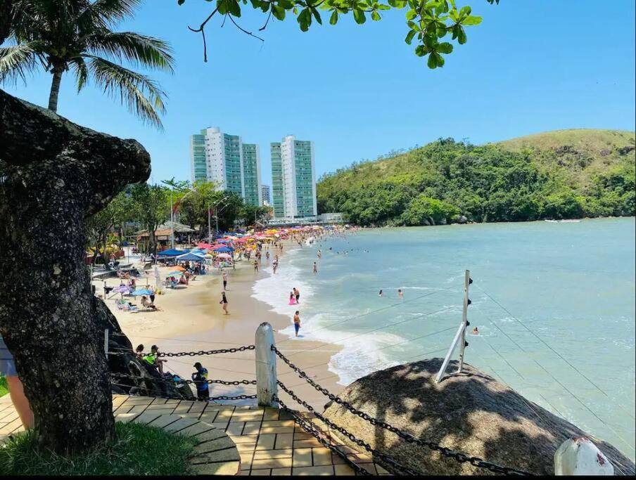Apto 2 quartos - VISTA MAR - PÉ NA AREIA- PETFRIENDLY PREMIUM na prainha