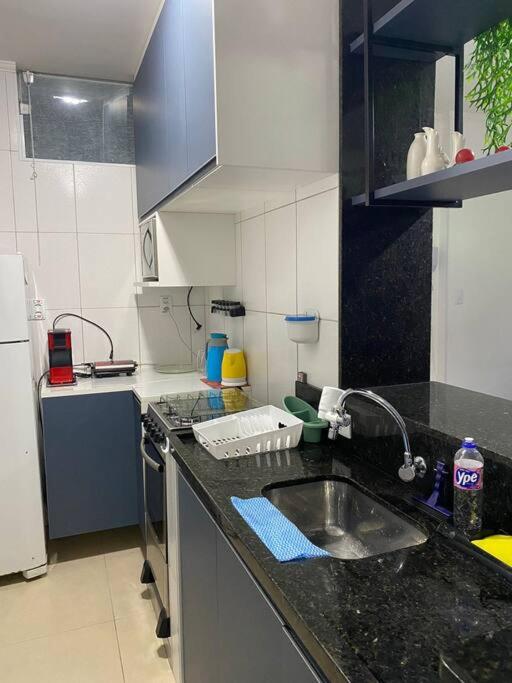 Apto 2 quartos - VISTA MAR - PÉ NA AREIA- PETFRIENDLY PREMIUM na prainha