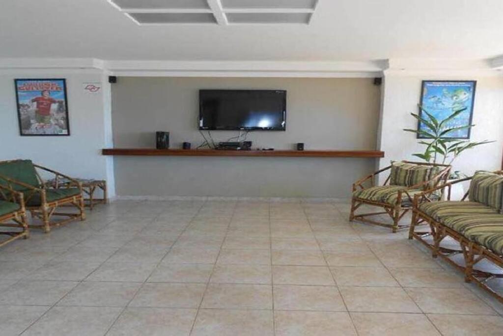 Apto 2 quartos - VISTA MAR - PÉ NA AREIA- PETFRIENDLY PREMIUM na prainha