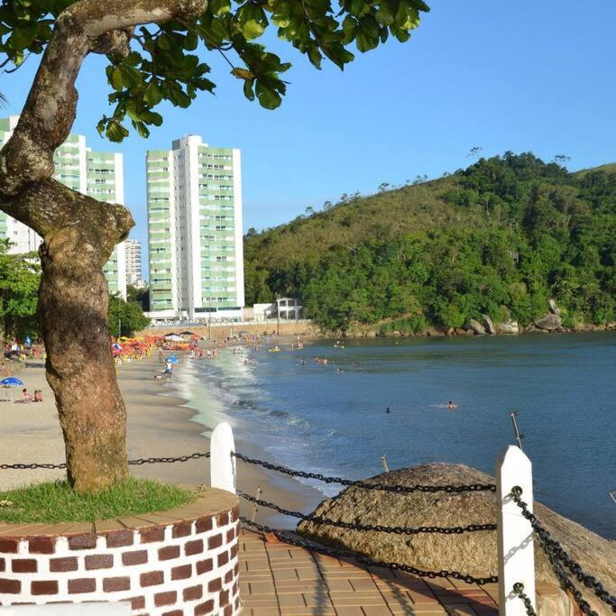 Apto 2 quartos - VISTA MAR - PÉ NA AREIA- PETFRIENDLY PREMIUM na prainha
