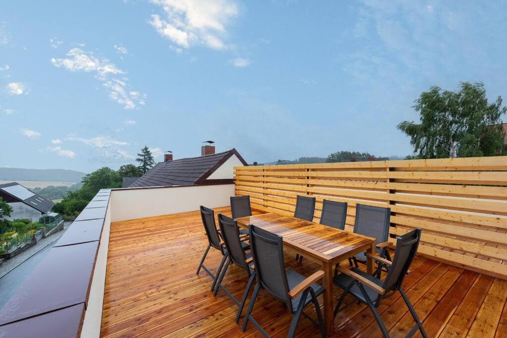 Vacov Apartment