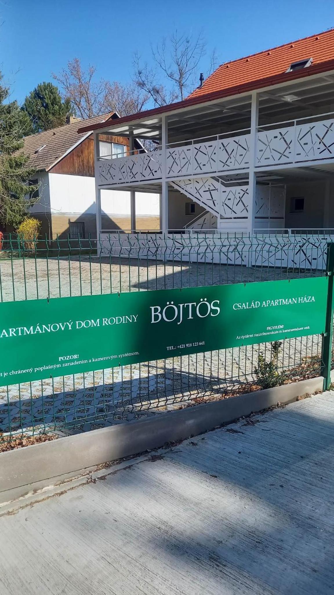 apartmánový dom rodiny BÖJTÖS Patince