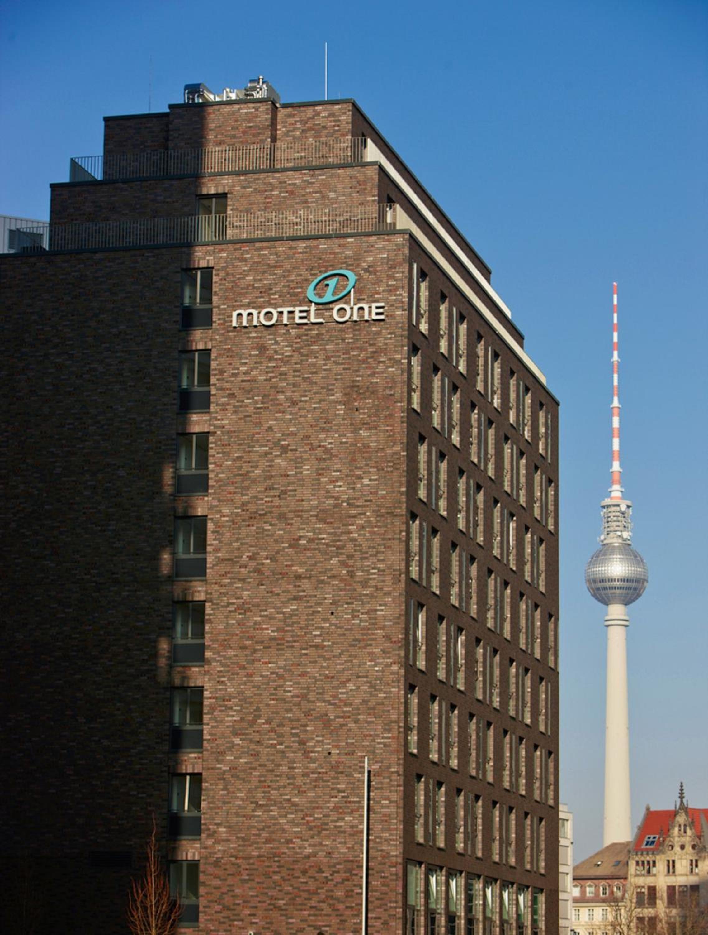 Hotel Motel One Berlin-Spittelmarkt - Image 1