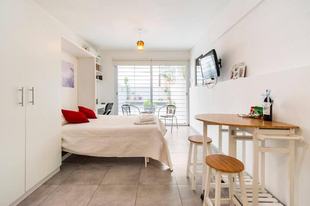 Espacio c/ Patio privado, lavadora y TV Premium