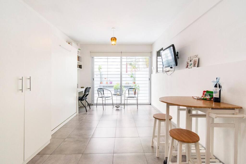 Espacio c/ Patio privado, lavadora y TV Premium