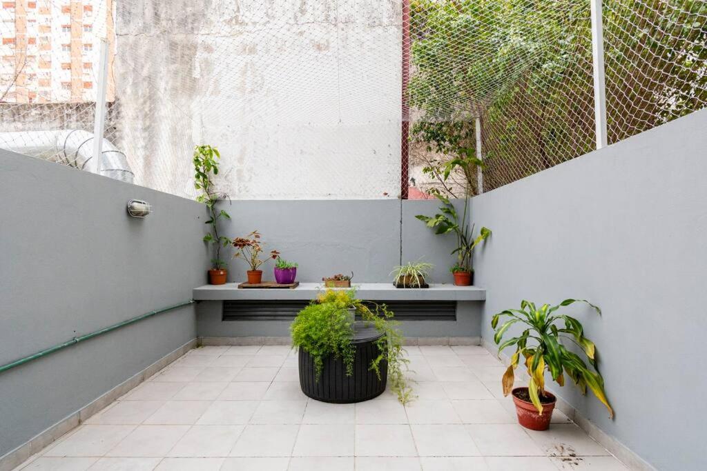 Espacio c/ Patio privado, lavadora y TV Premium