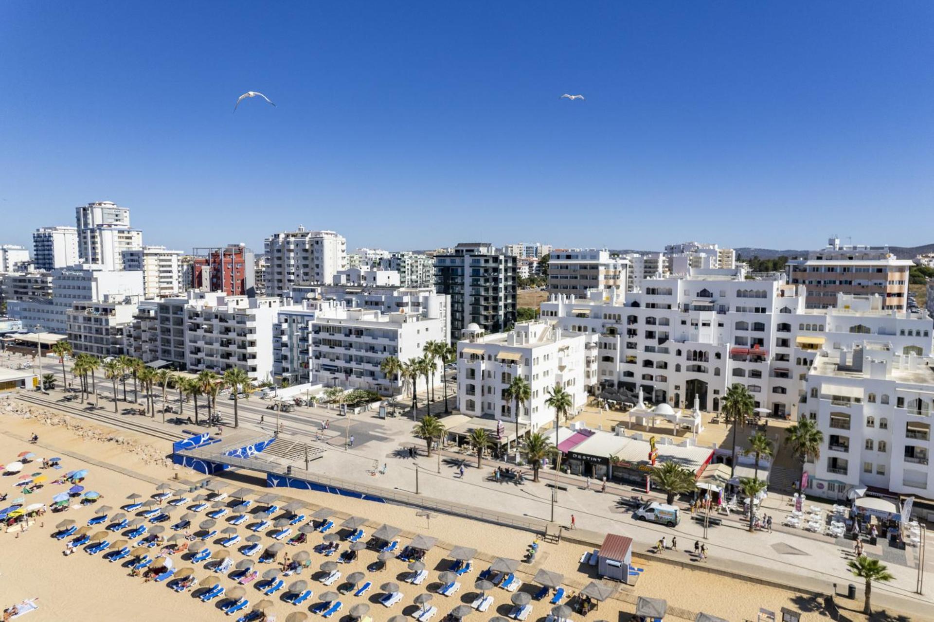 Terracos de Quarteira II Navy by Real Properties view 5