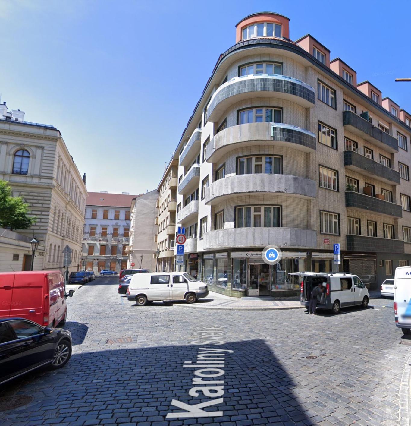 Heart of Old Town Apartment by National Theater