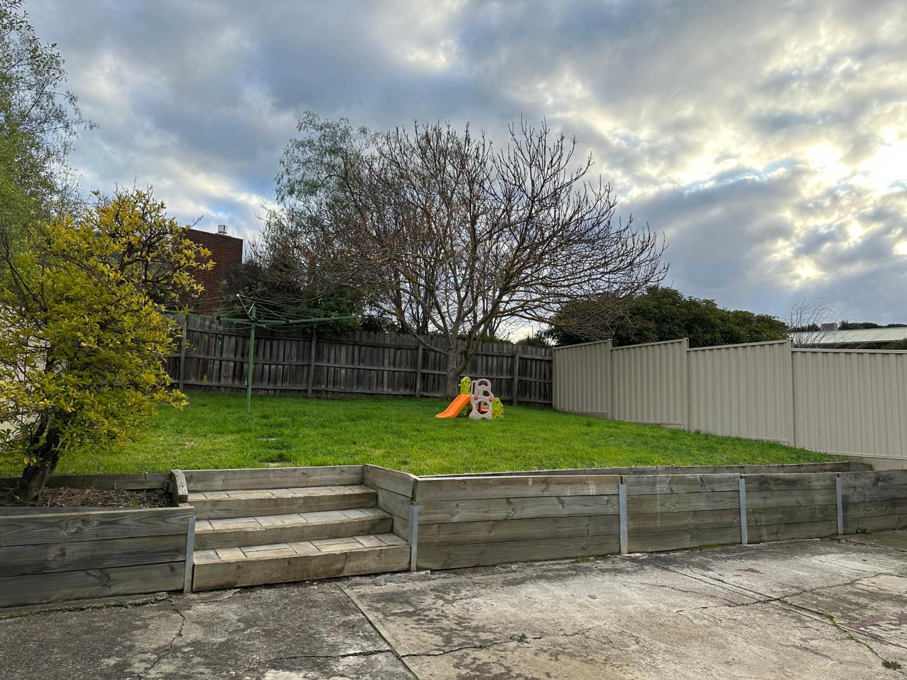 Central Sunbury home with top-hill views, high speed NBN and Netflix ready