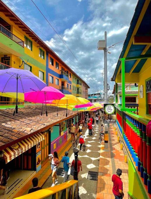 Guatape Retreat w/ Jacuzzi Central Location