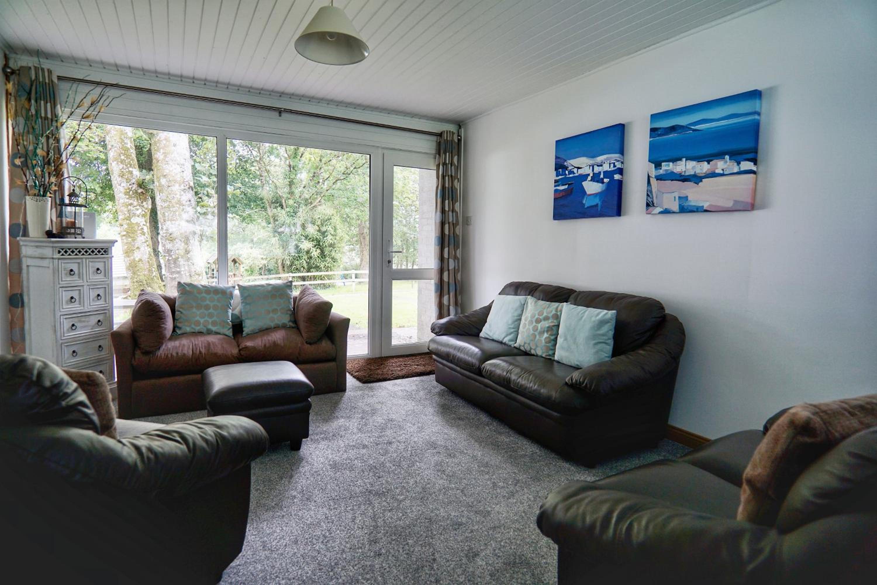 Special 2 Bedroom Home in White Cross view 4