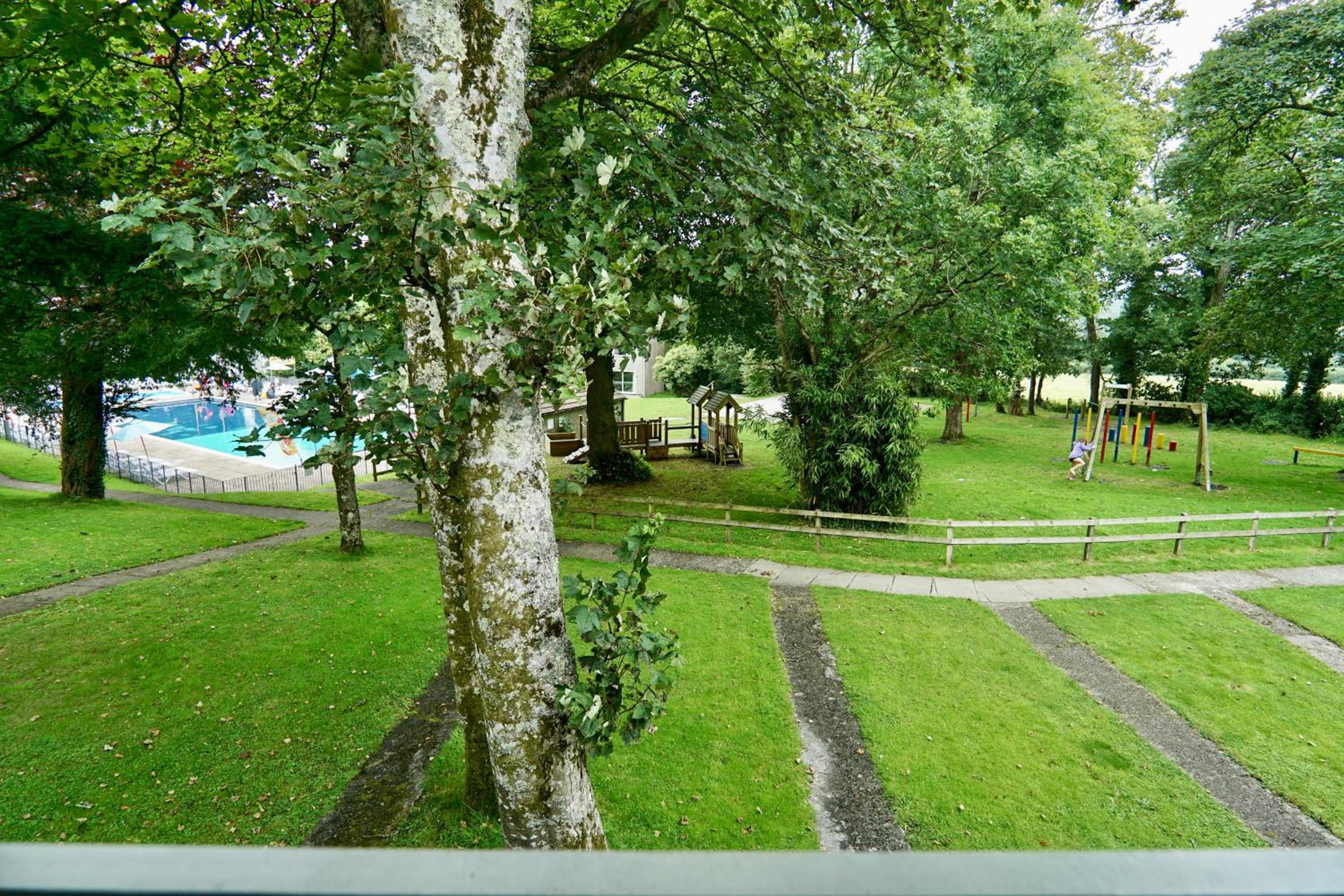 Special 2 Bedroom Home in White Cross view 3