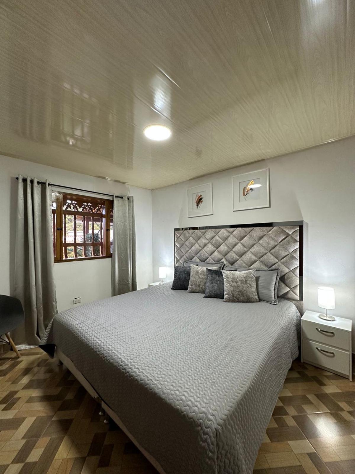 Guatape Retreat w/ Jacuzzi Central Location