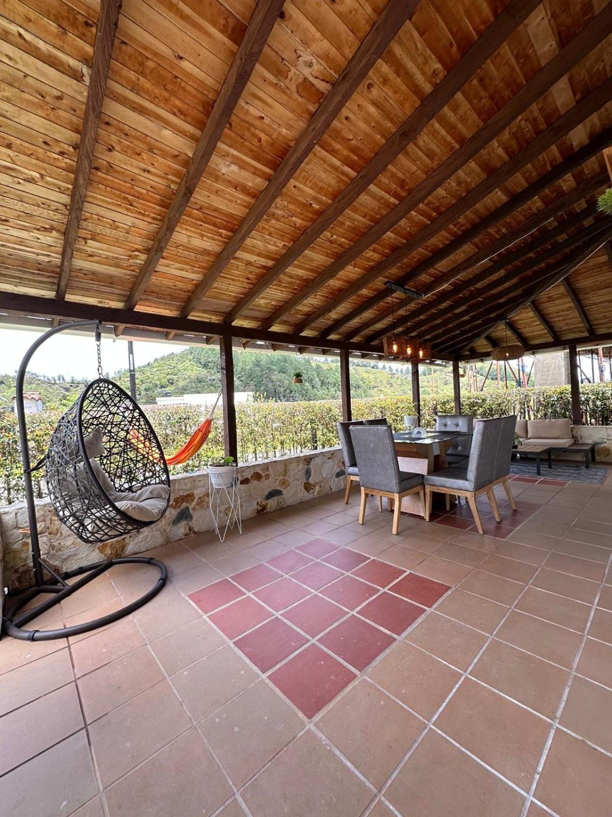 Guatape Retreat w/ Jacuzzi Central Location