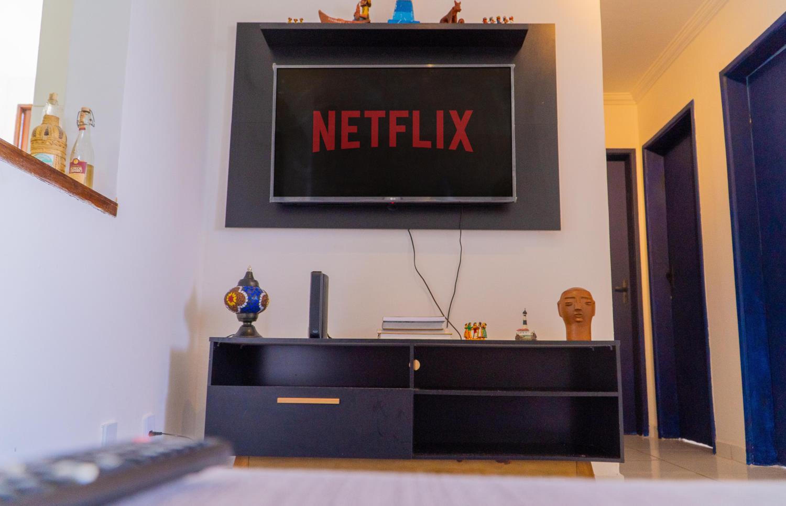 apartamento vista mar 2 quartos estacionamento gratis Netflix e self check in