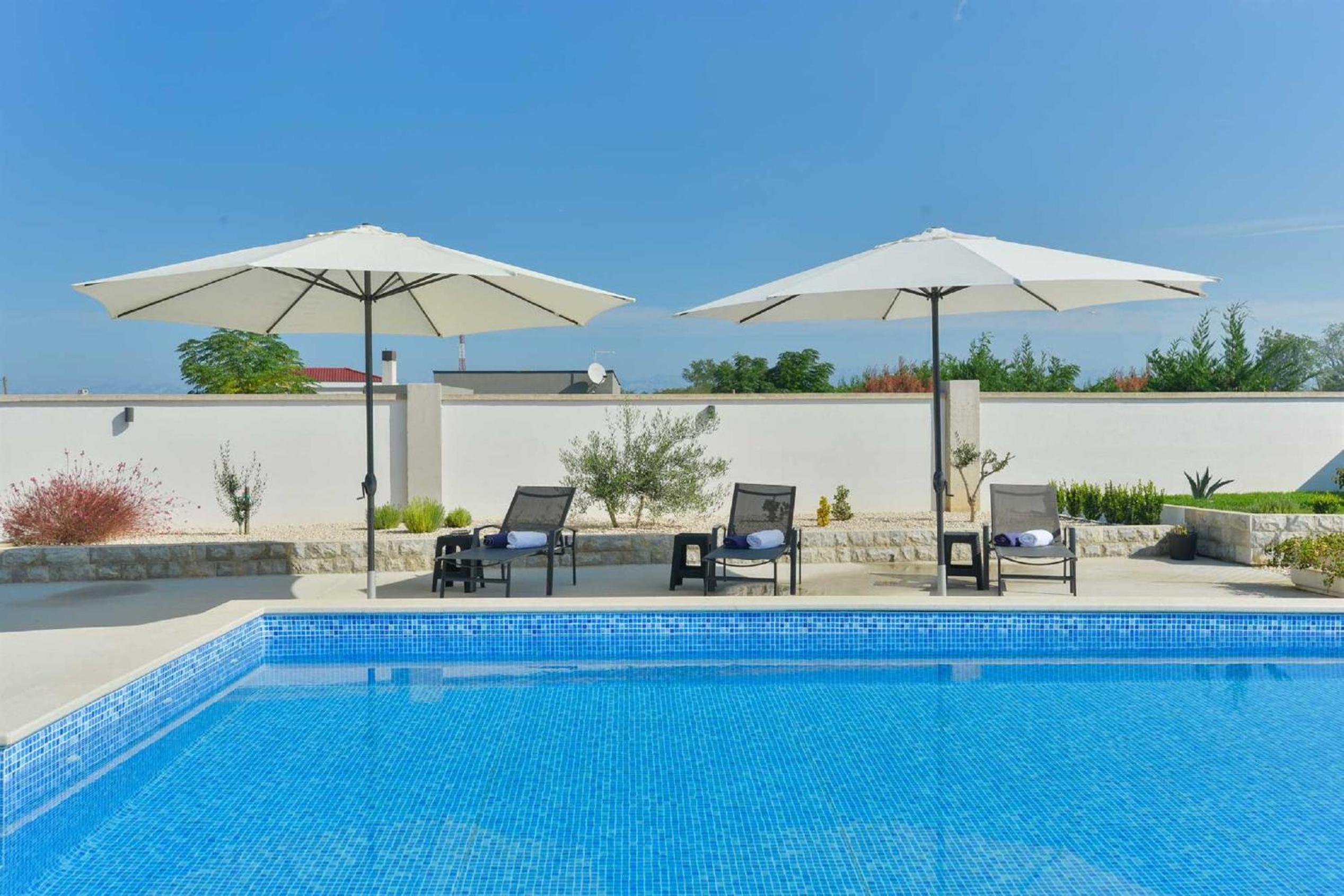 Villa Miranda with pool en Zaton