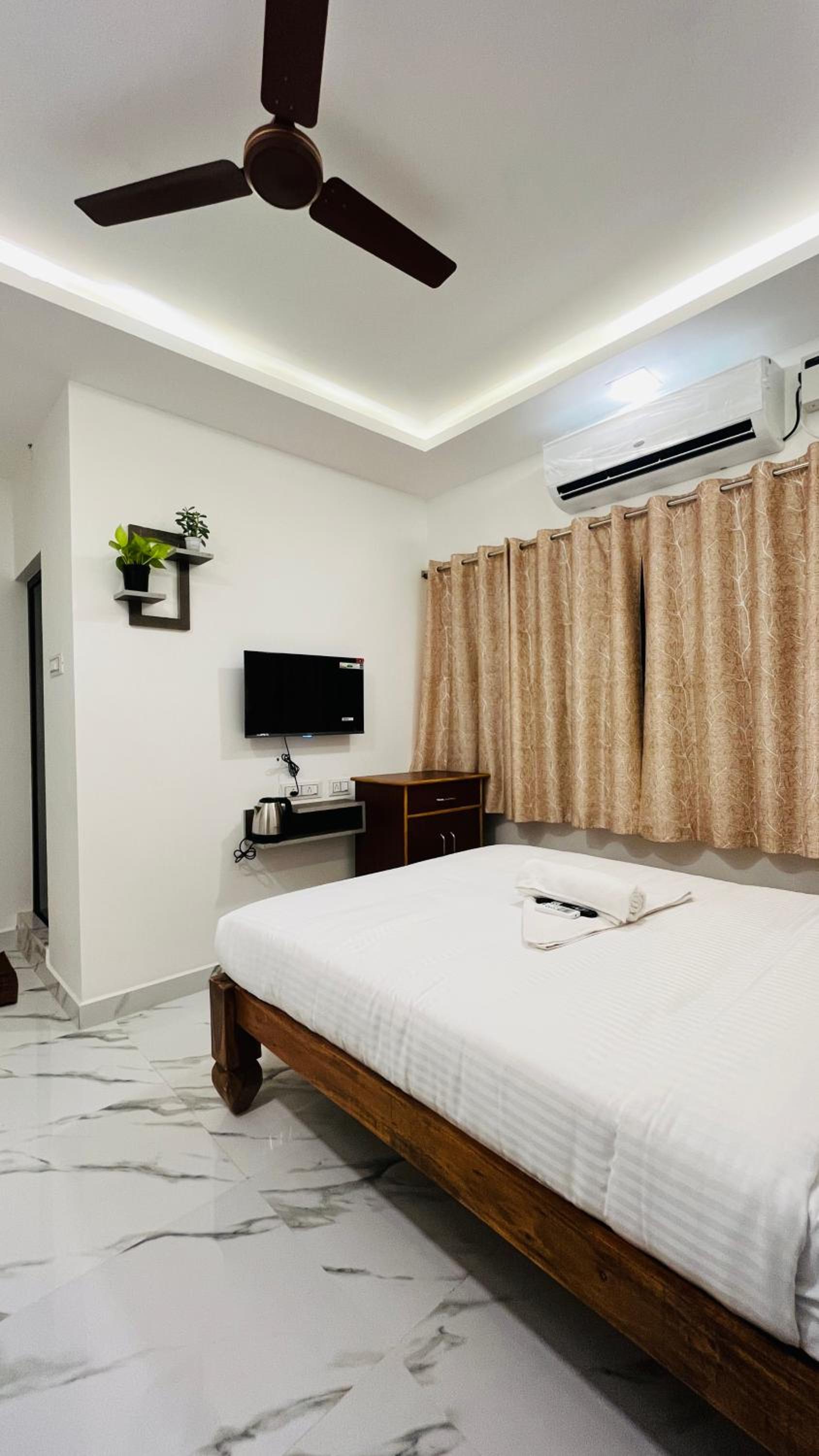 THE HOTEL AT EDEN BEACH view 4