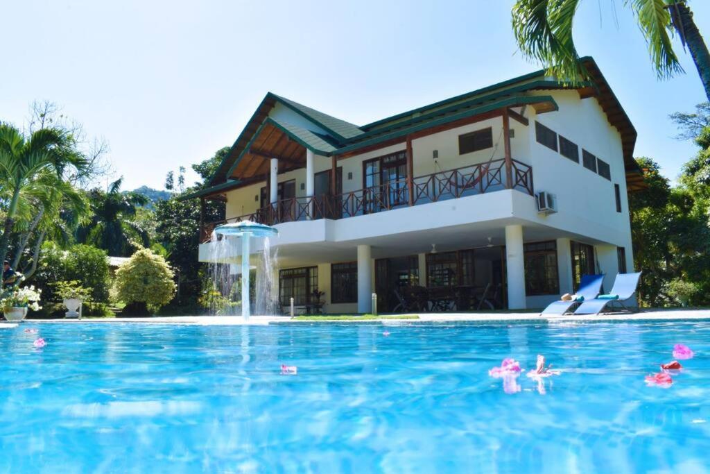 Malía Casa Campo