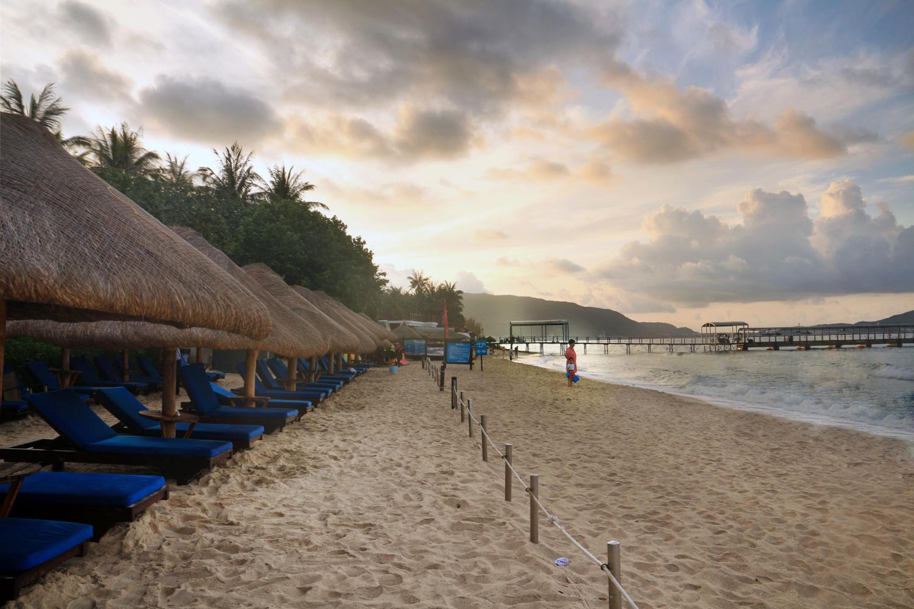 Aegean Suites Sanya Yalong Bay Resort