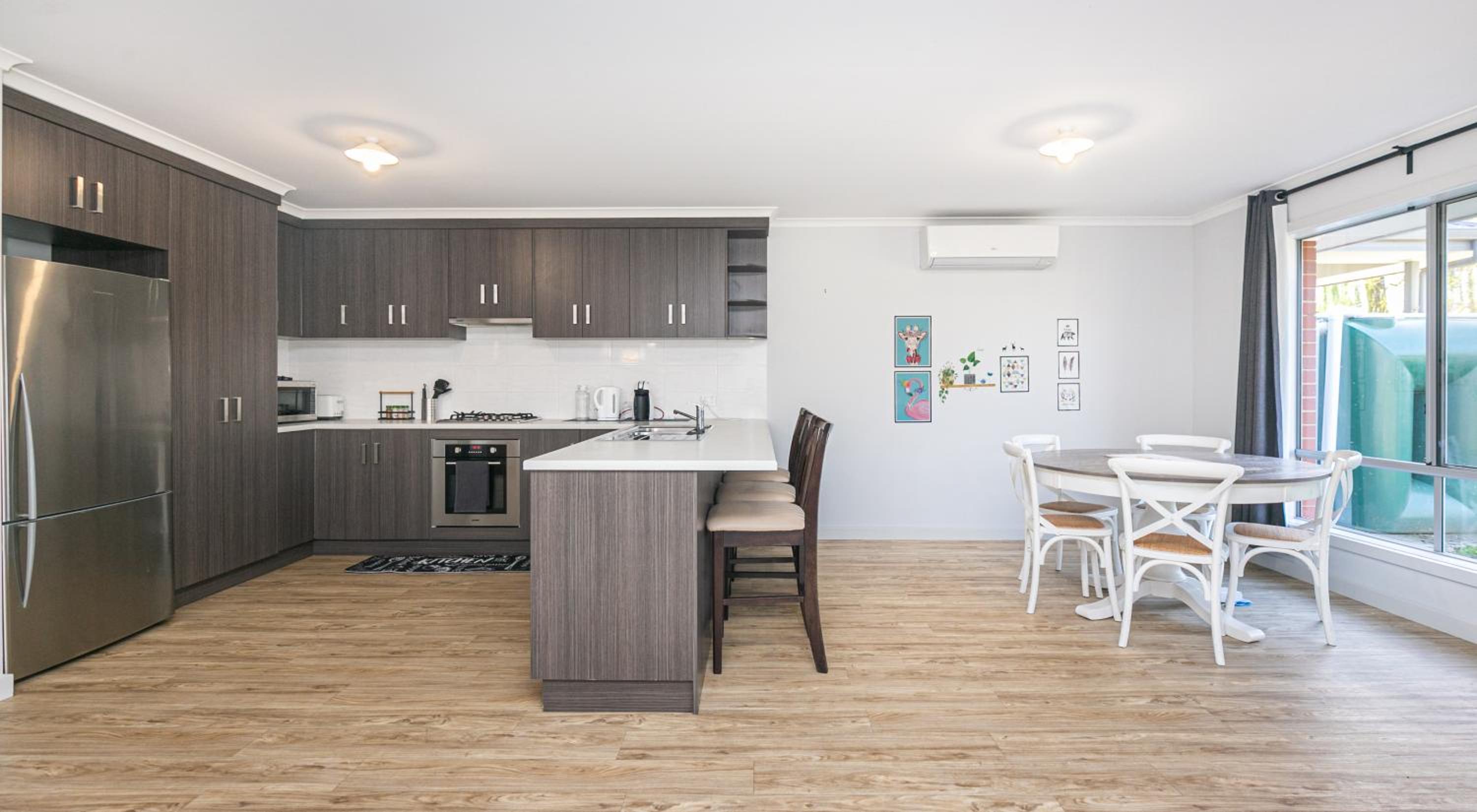 3bedroom Modern Home in Mt Barker, 8km to Hahndorf