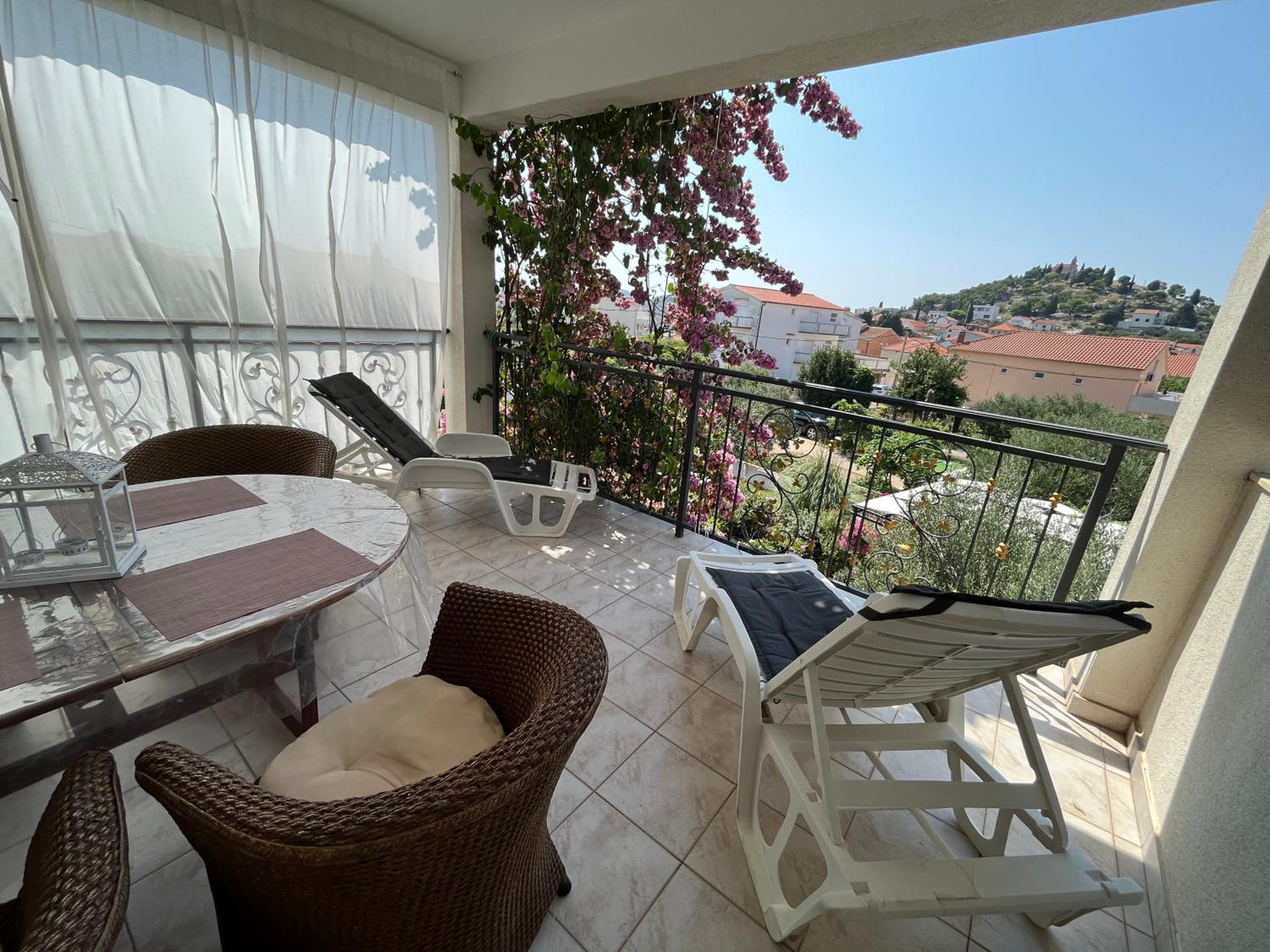 Perla Alba Apartments