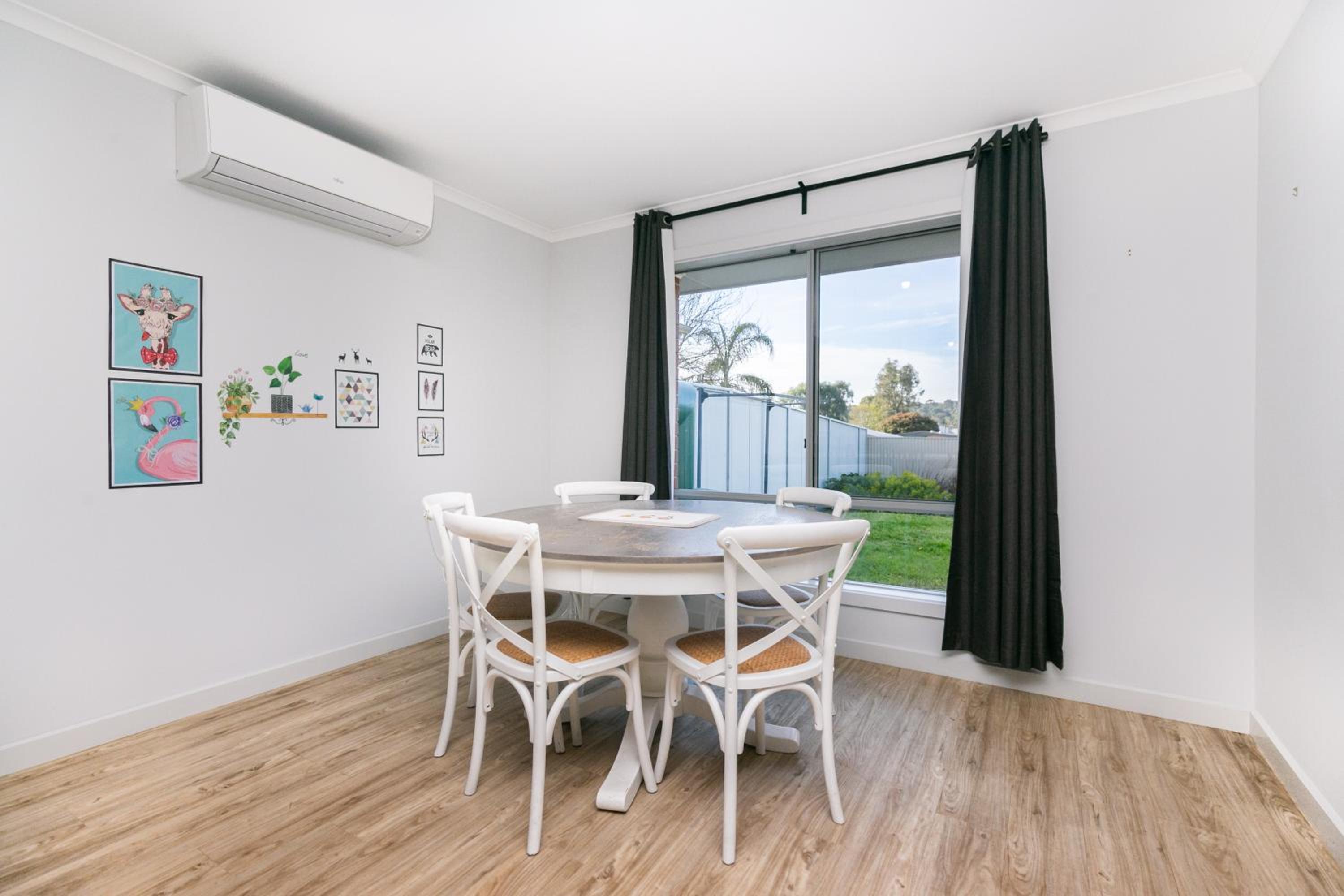 3bedroom Modern Home in Mt Barker, 8km to Hahndorf