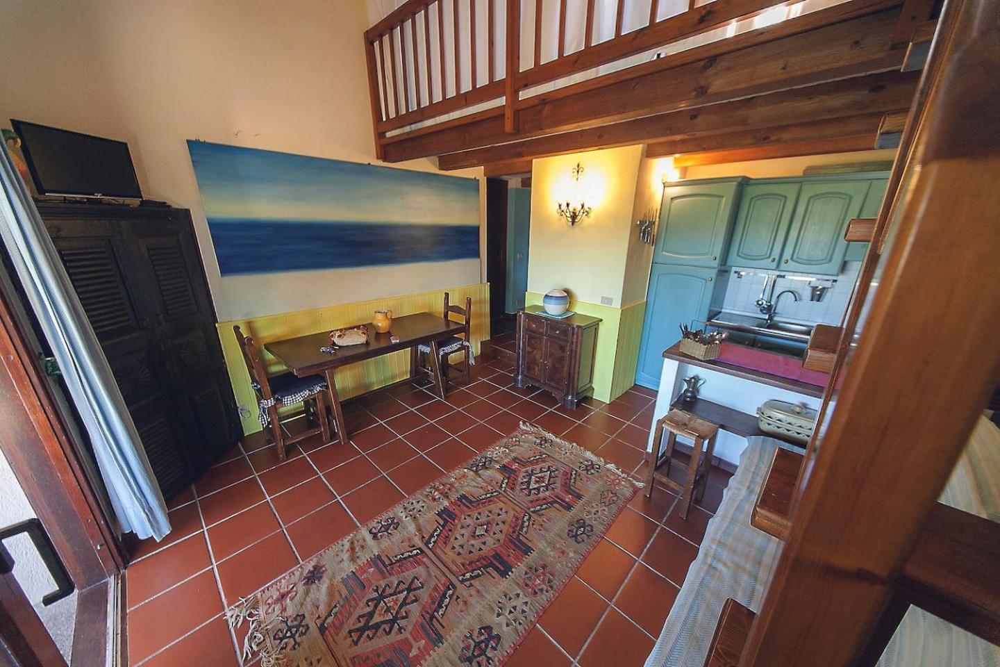 Private villa and boat mooring, Cala Paradiso Village in Coda Cavallo view 4
