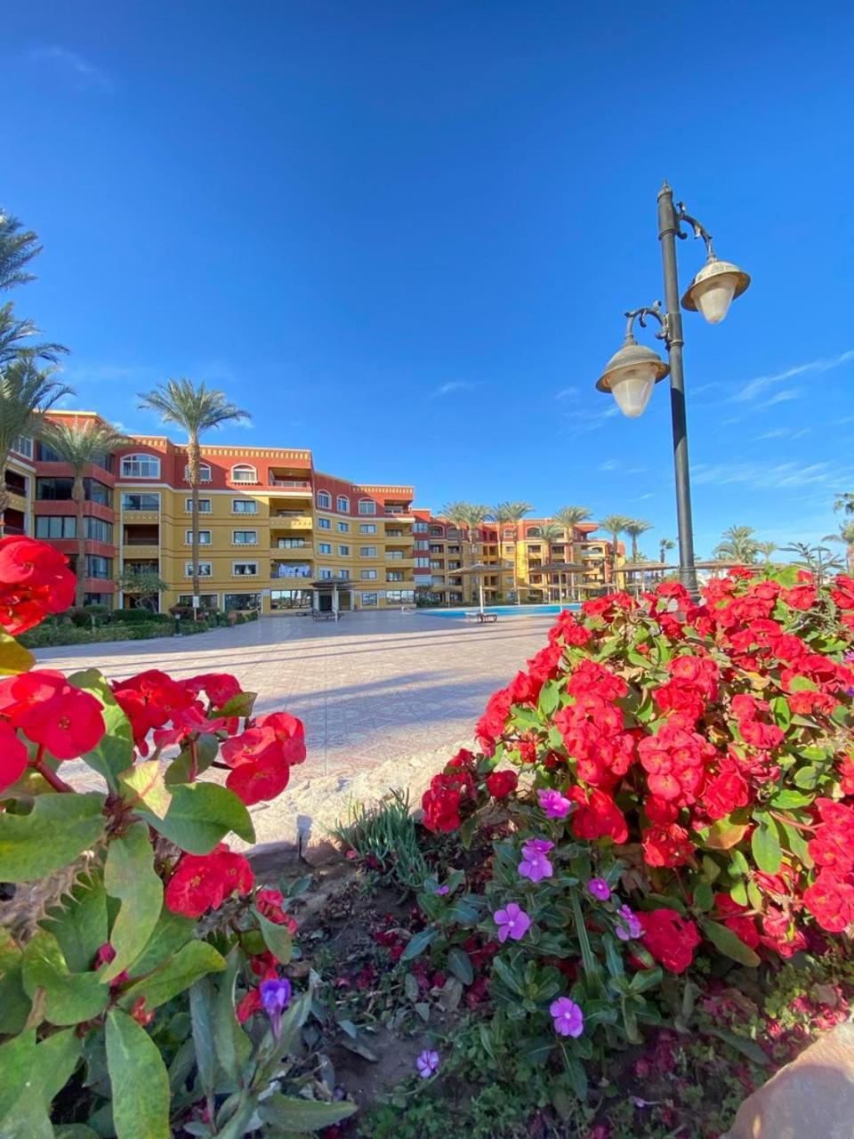 Esplanada hotel Apartments