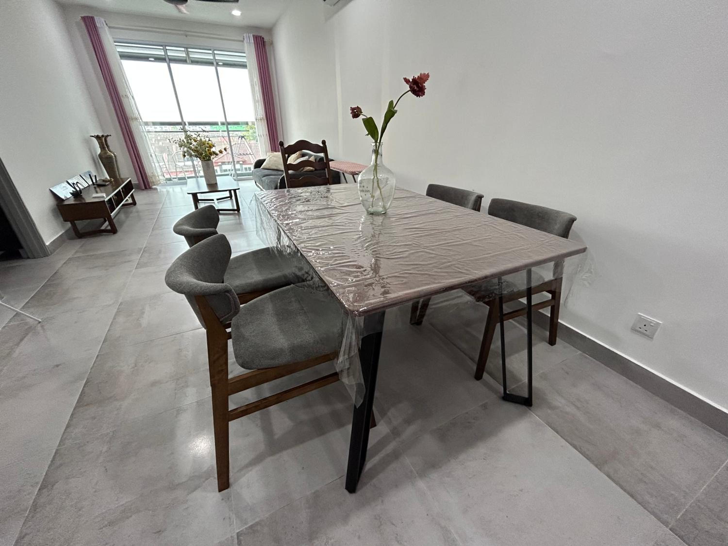 P3 Great value, cozy, convenient in city! photo 4