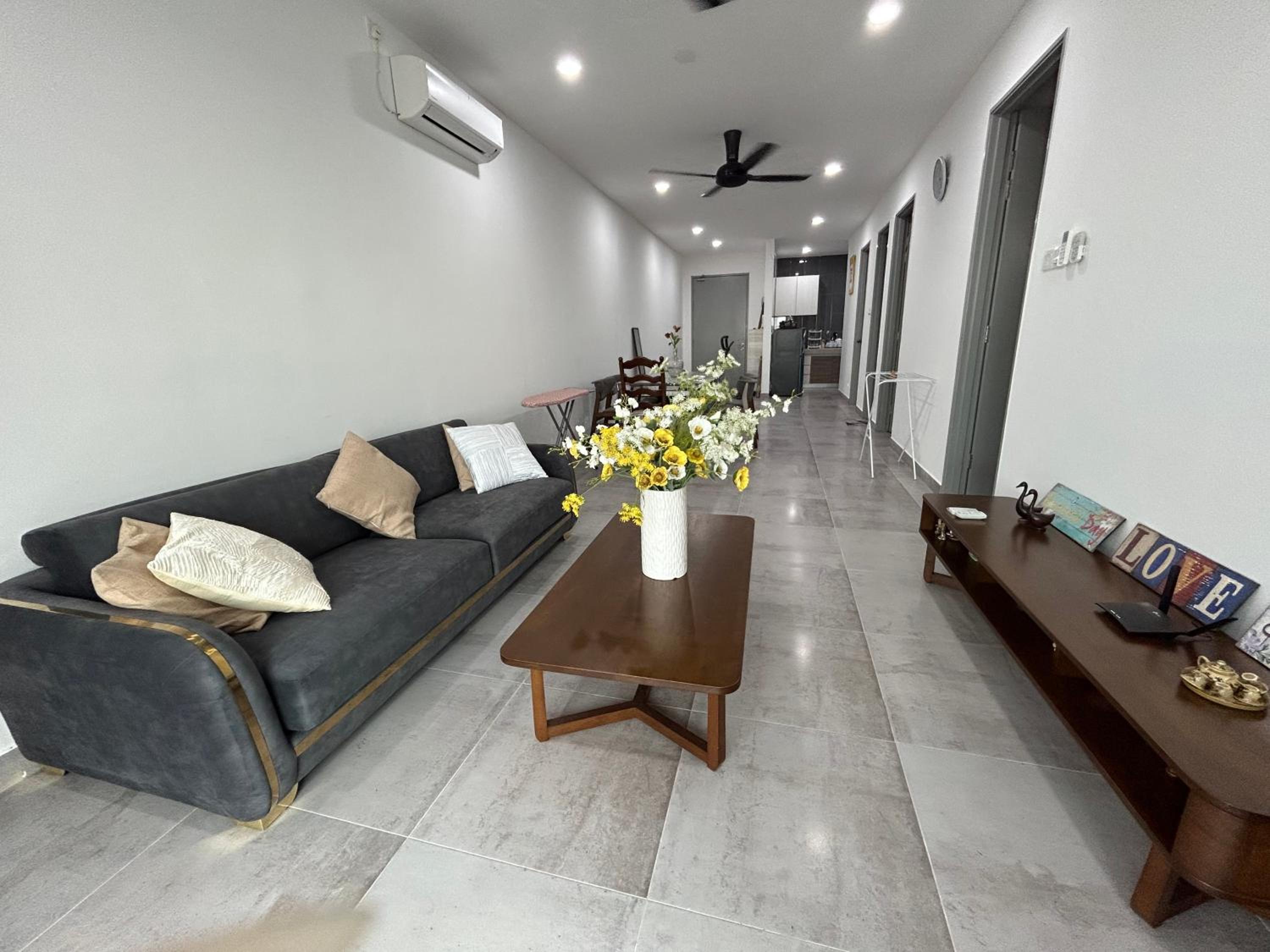 P3 Great value, cozy, convenient in city! photo 3
