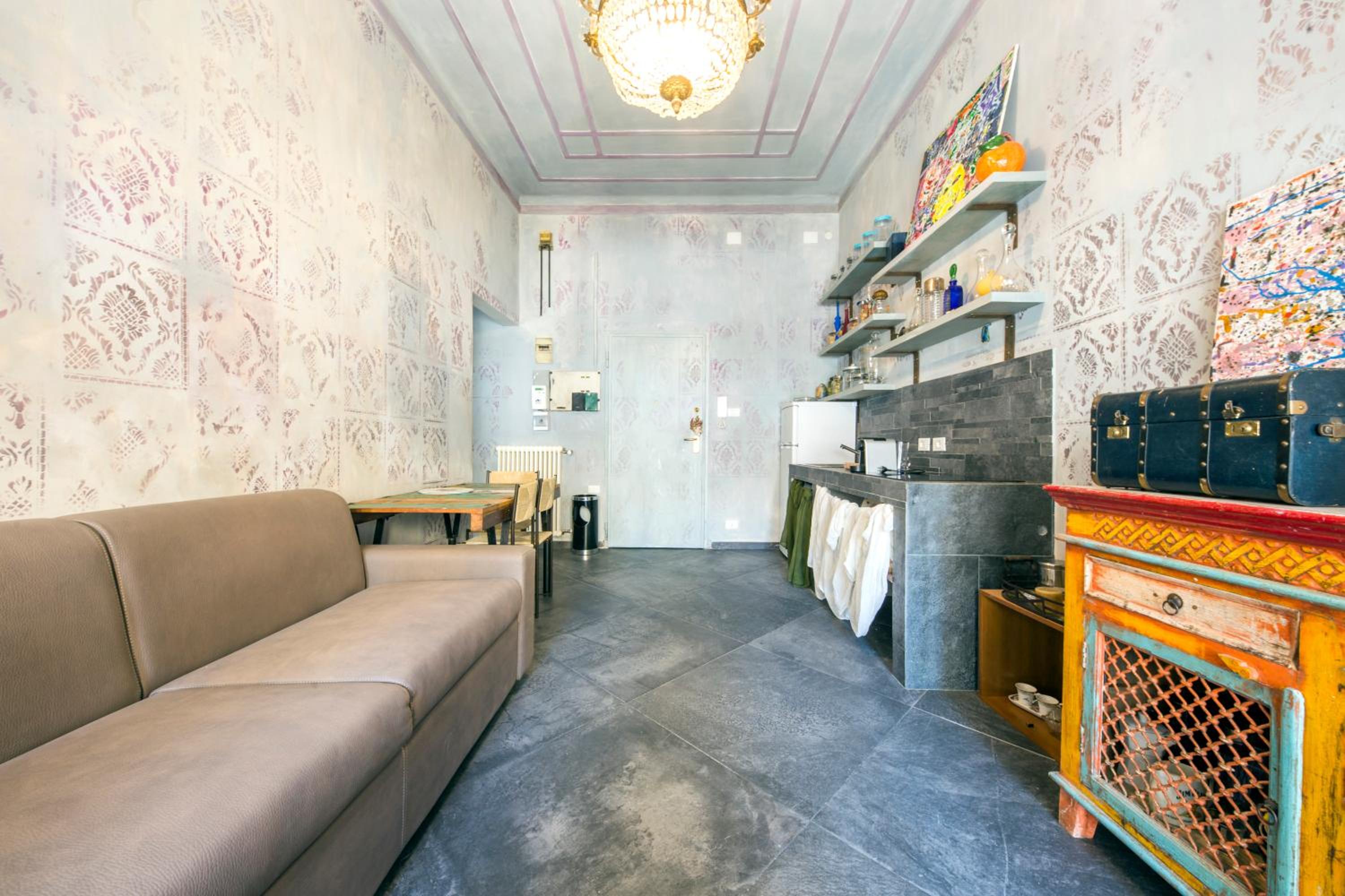 Art Gallery Apartment